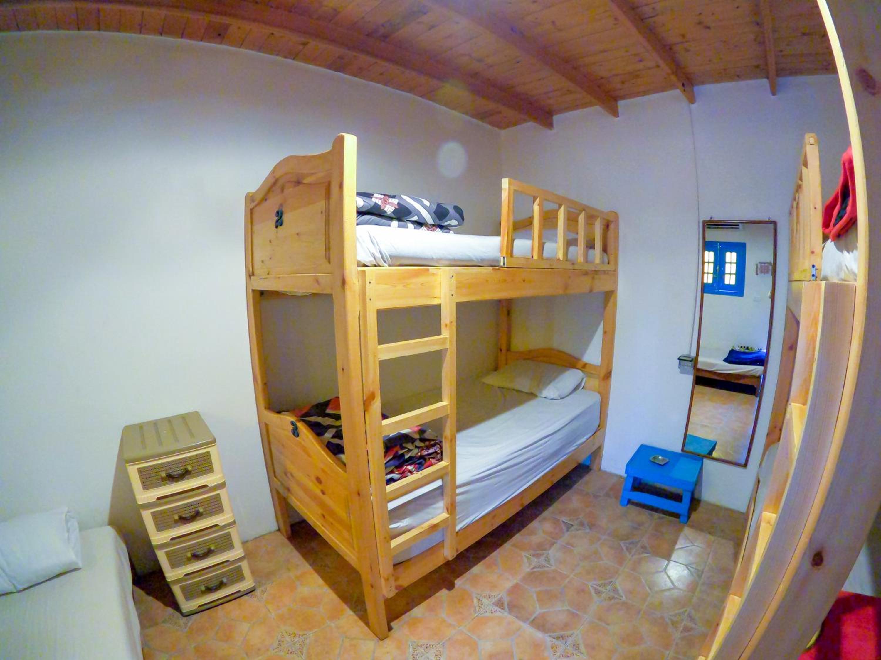 Photo 32