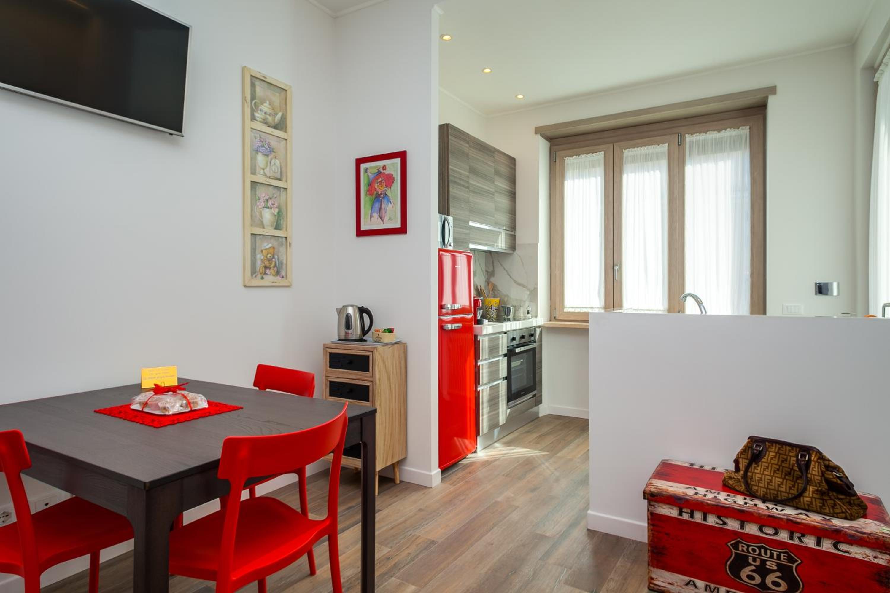 Many Days Apartments