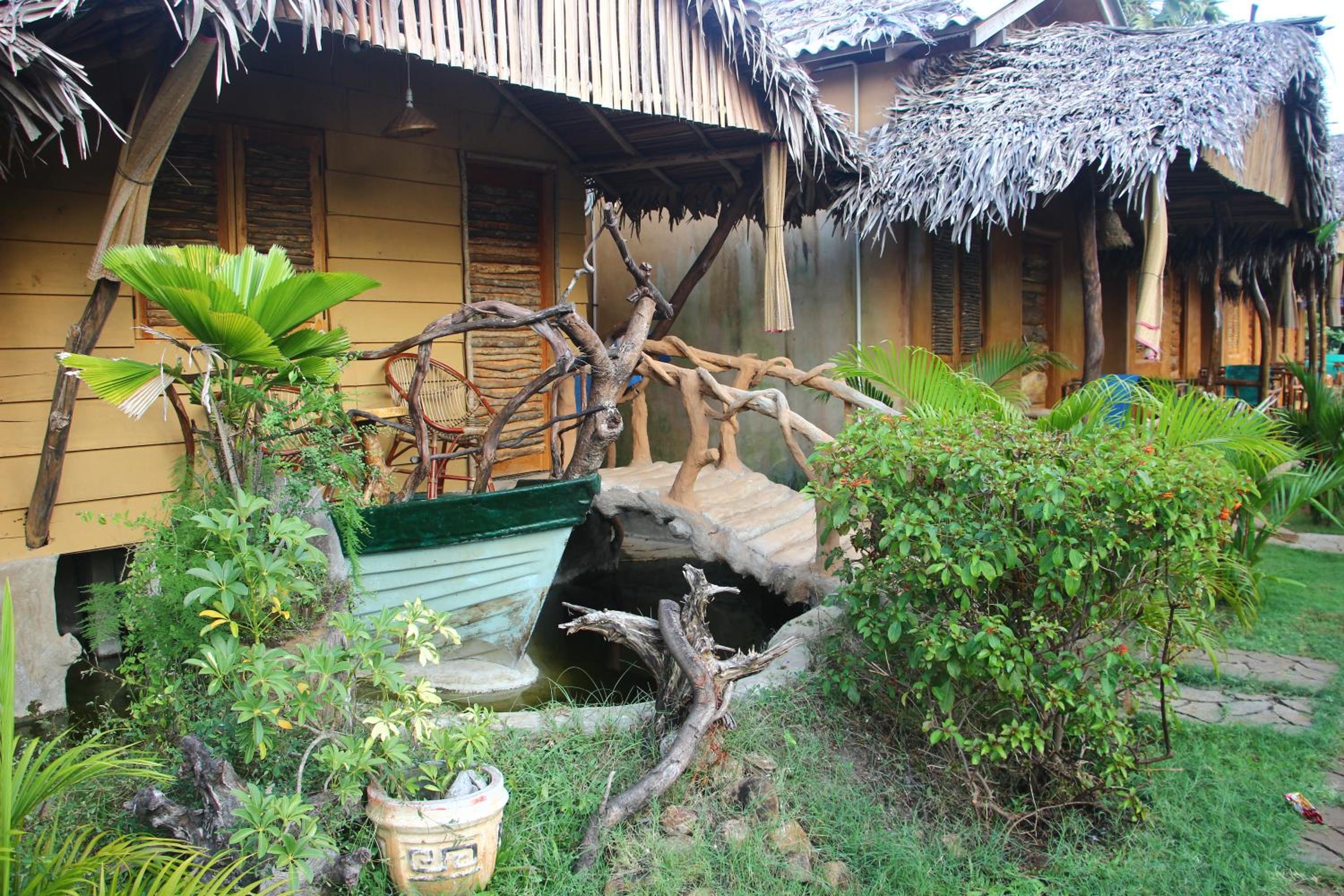 Nature Beach Huts view 5