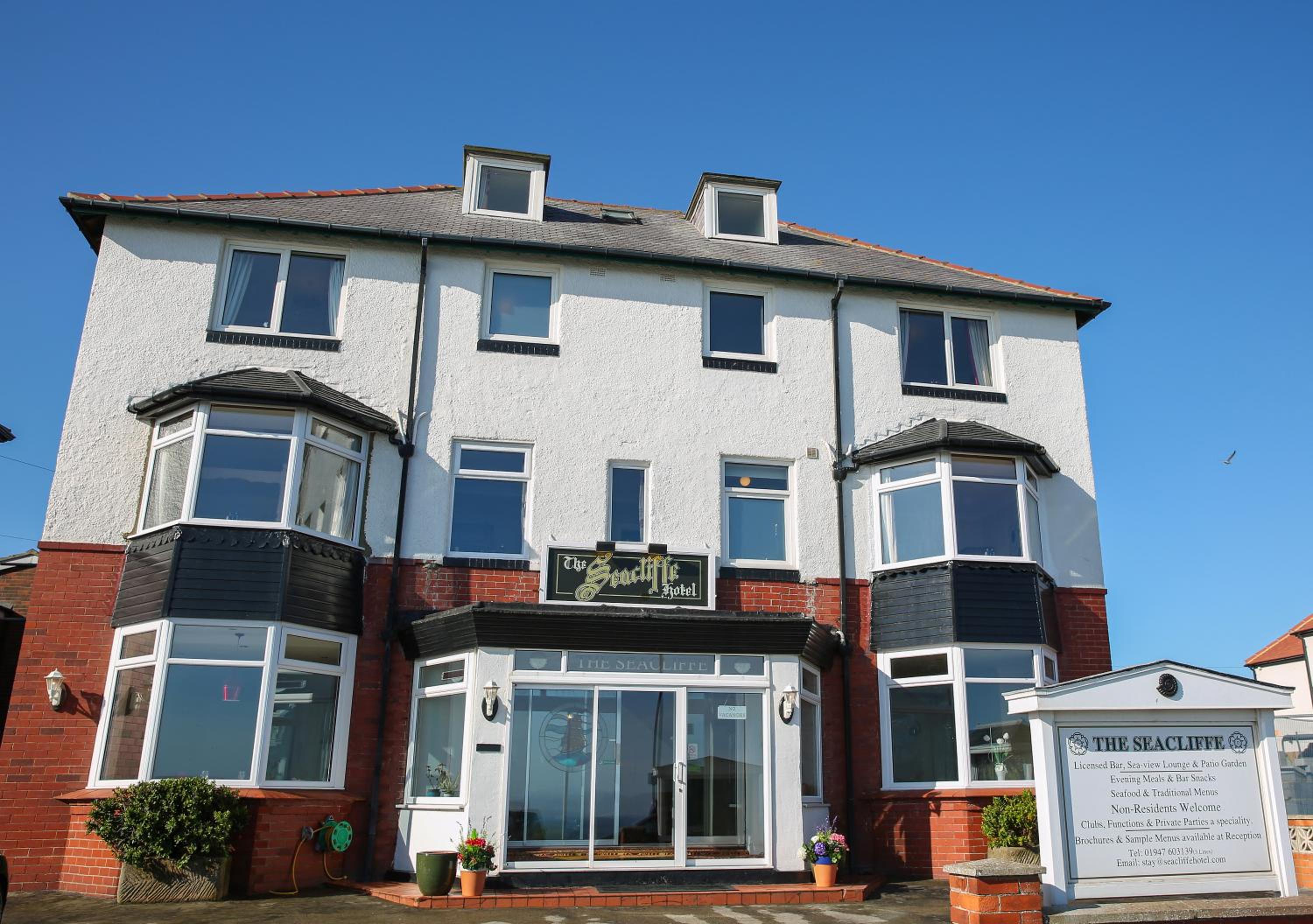 Hotel The Seacliffe - Whitby - Image 1