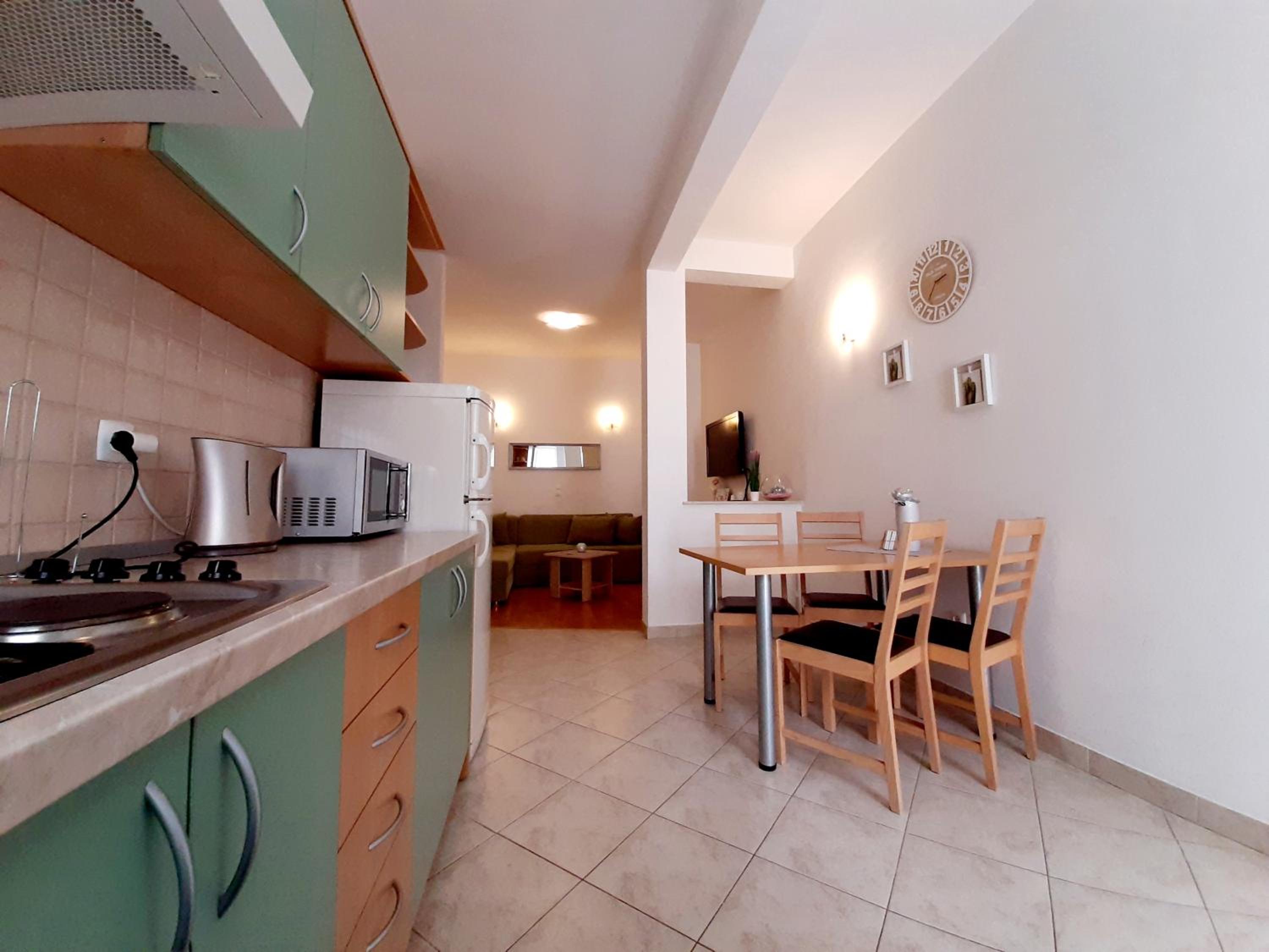 Apartments Akmadzic
