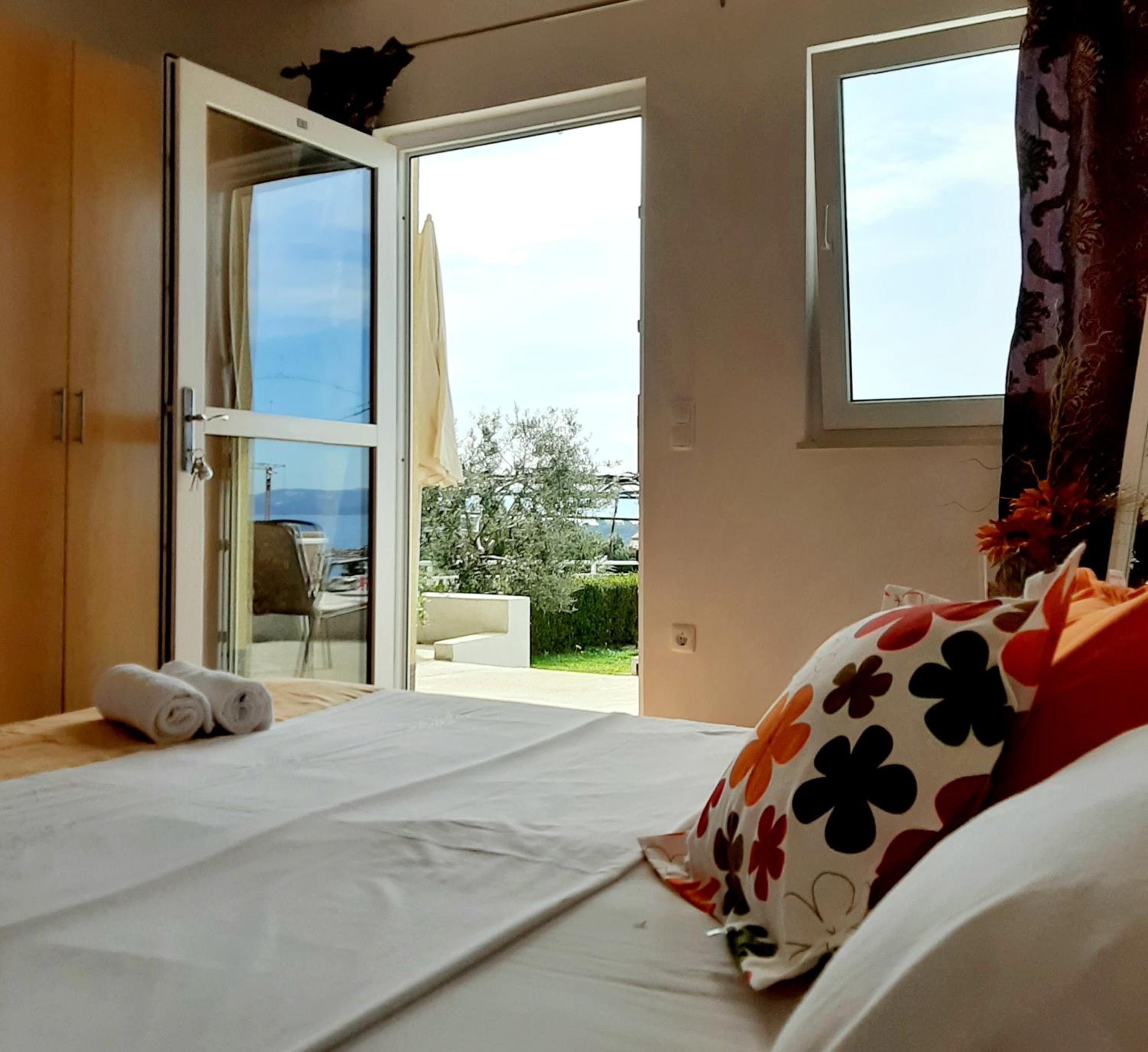Apartments Akmadzic