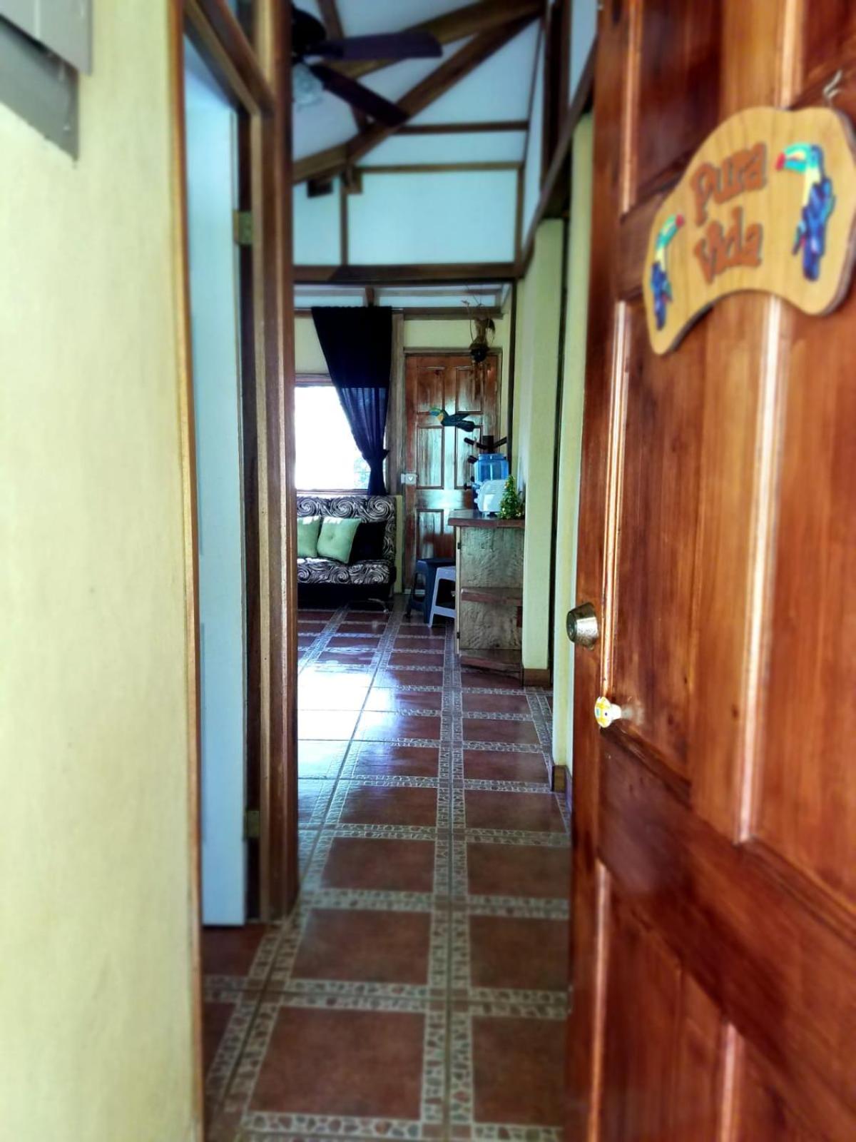 Casita Amarilla