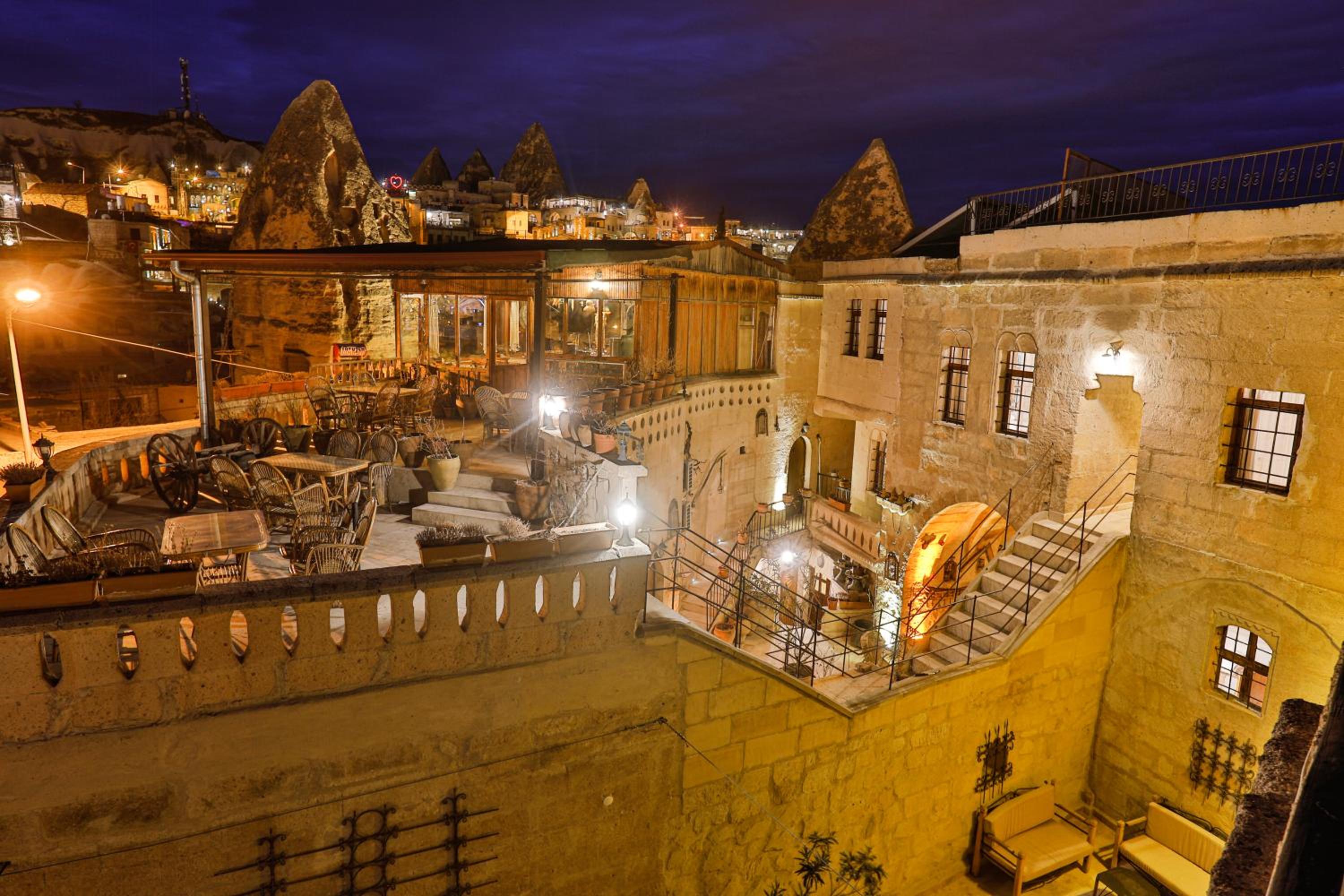 Kookaburra Hotel - Image 11