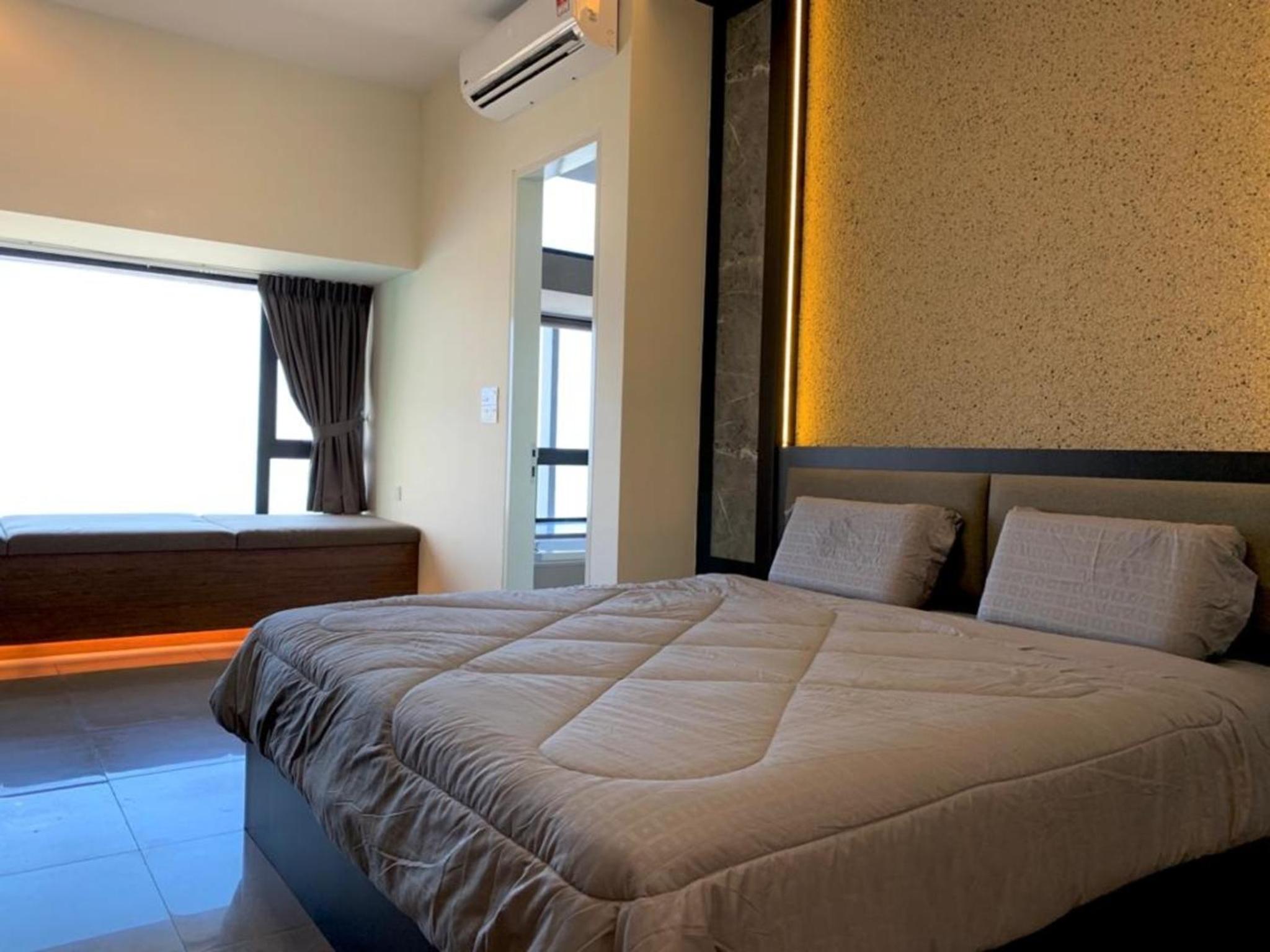 Imperio,Res - Modern -- Luxury -- Seaview photo 1