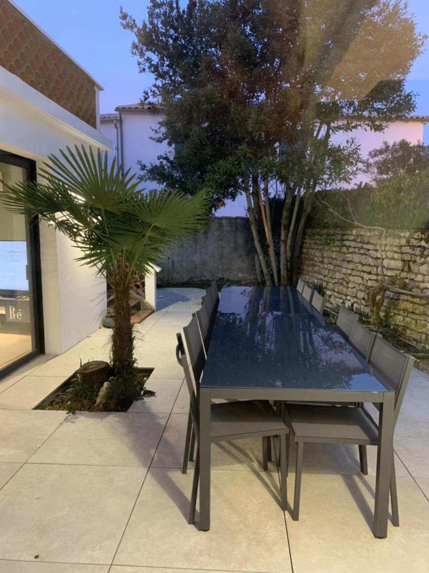 Maison Les Burons view 3