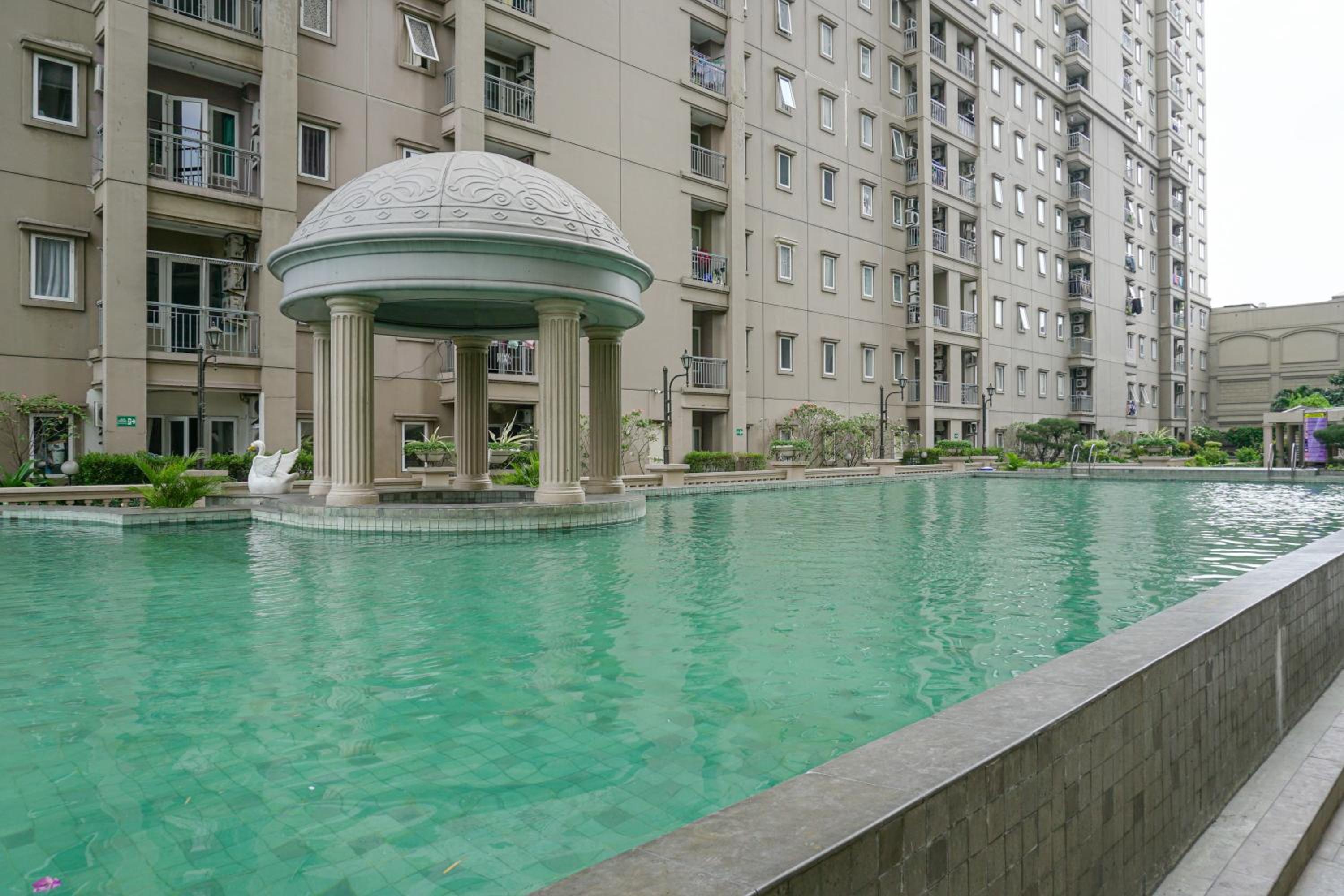Homey 2BR Apartment at Grand Palace Kemayoran By Travelio