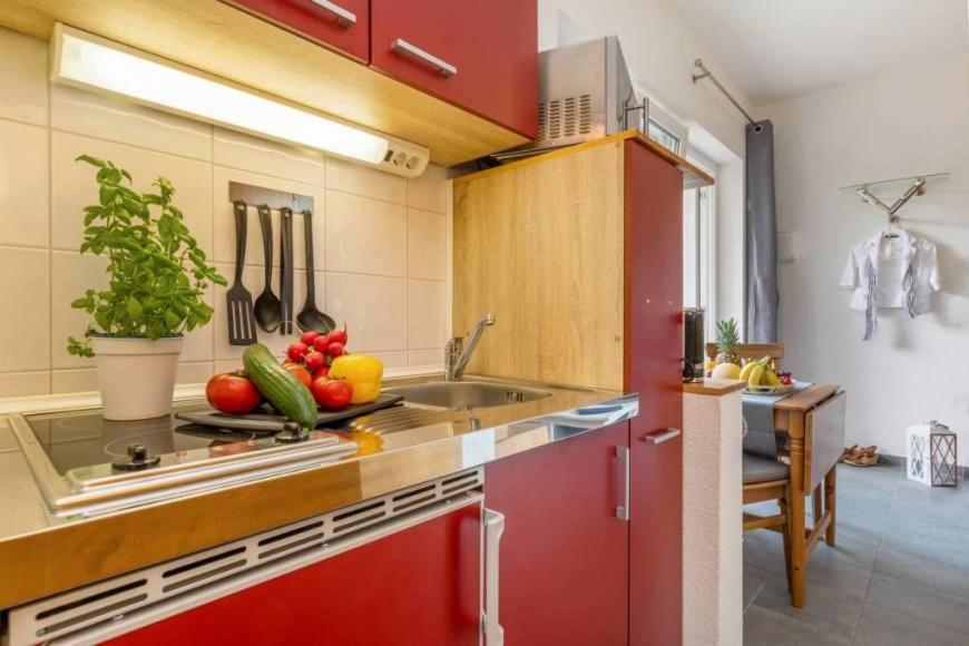 Kutterkoje en Zingst — kitchen