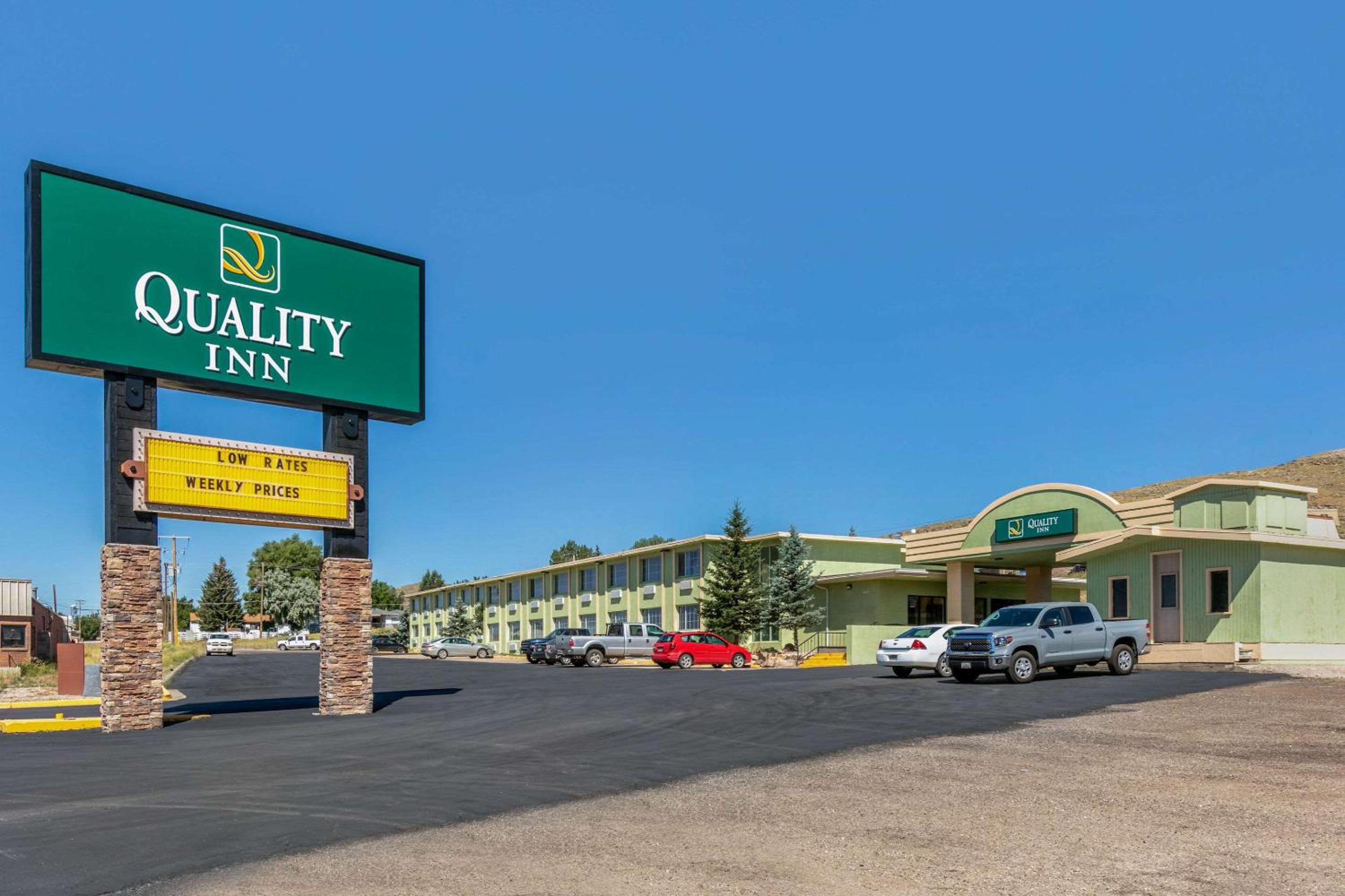 Rawlins Vacations - Quality Inn Rawlins I-80 - Property Image 7