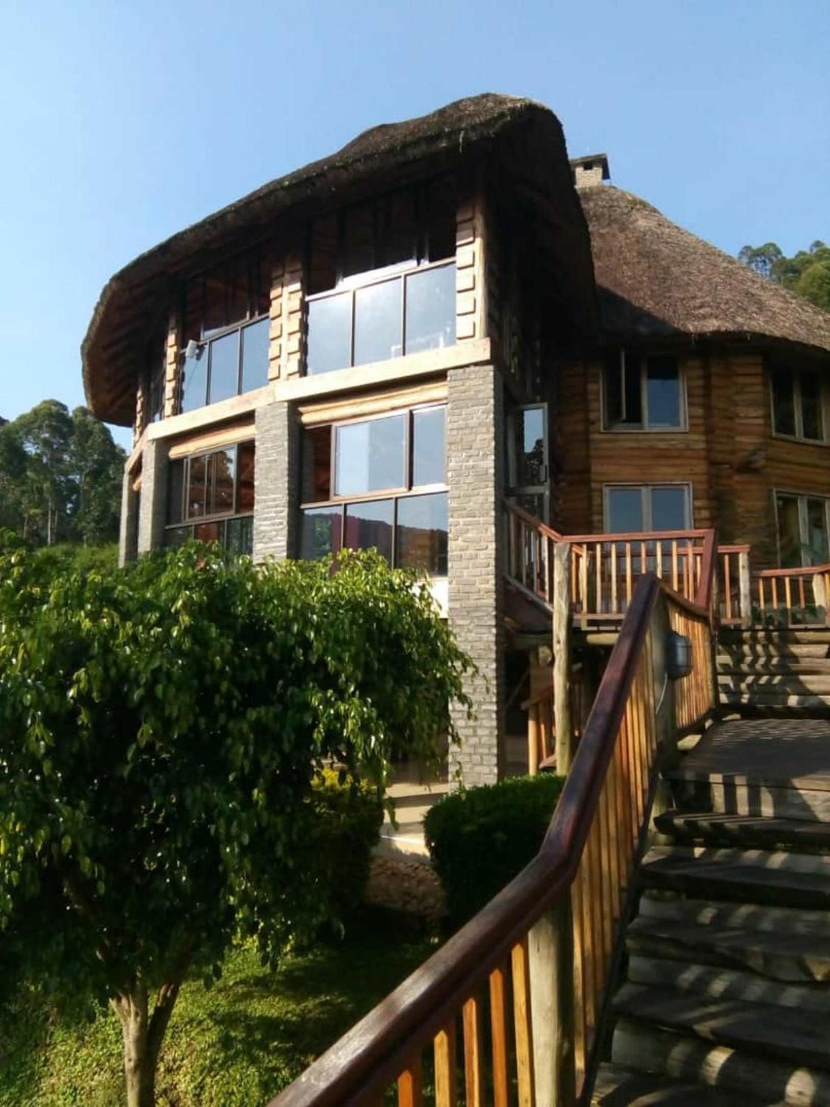 Trackers Safari Lodge Bwindi