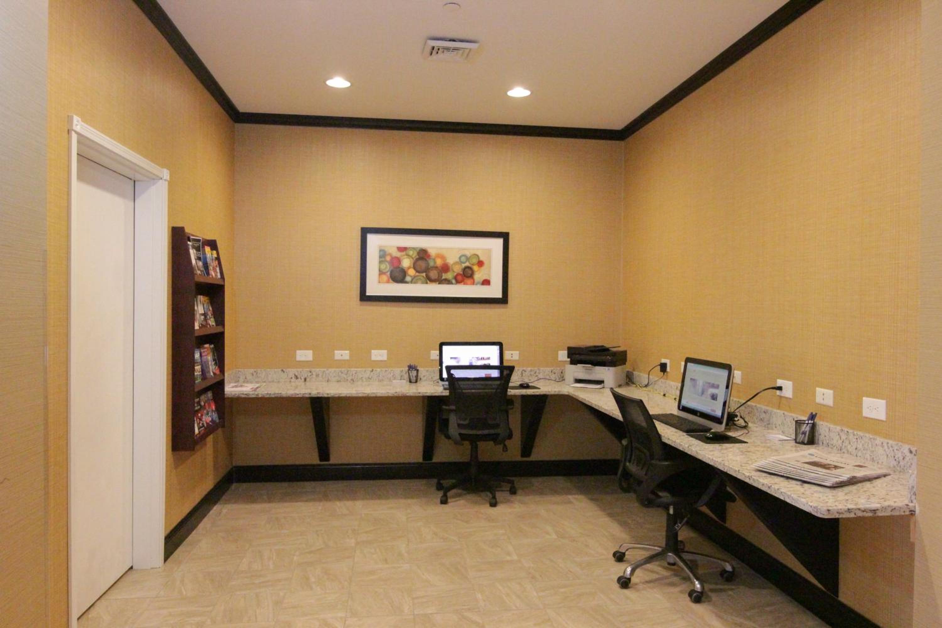 Montgomery Vacations - Holiday Inn Express and Suites Montgomery, an IHG Hotel - Property Image 35