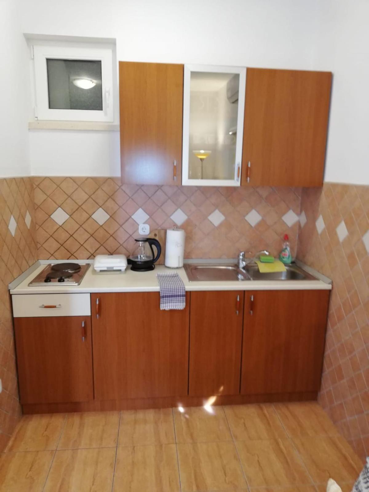 Apartments Leona