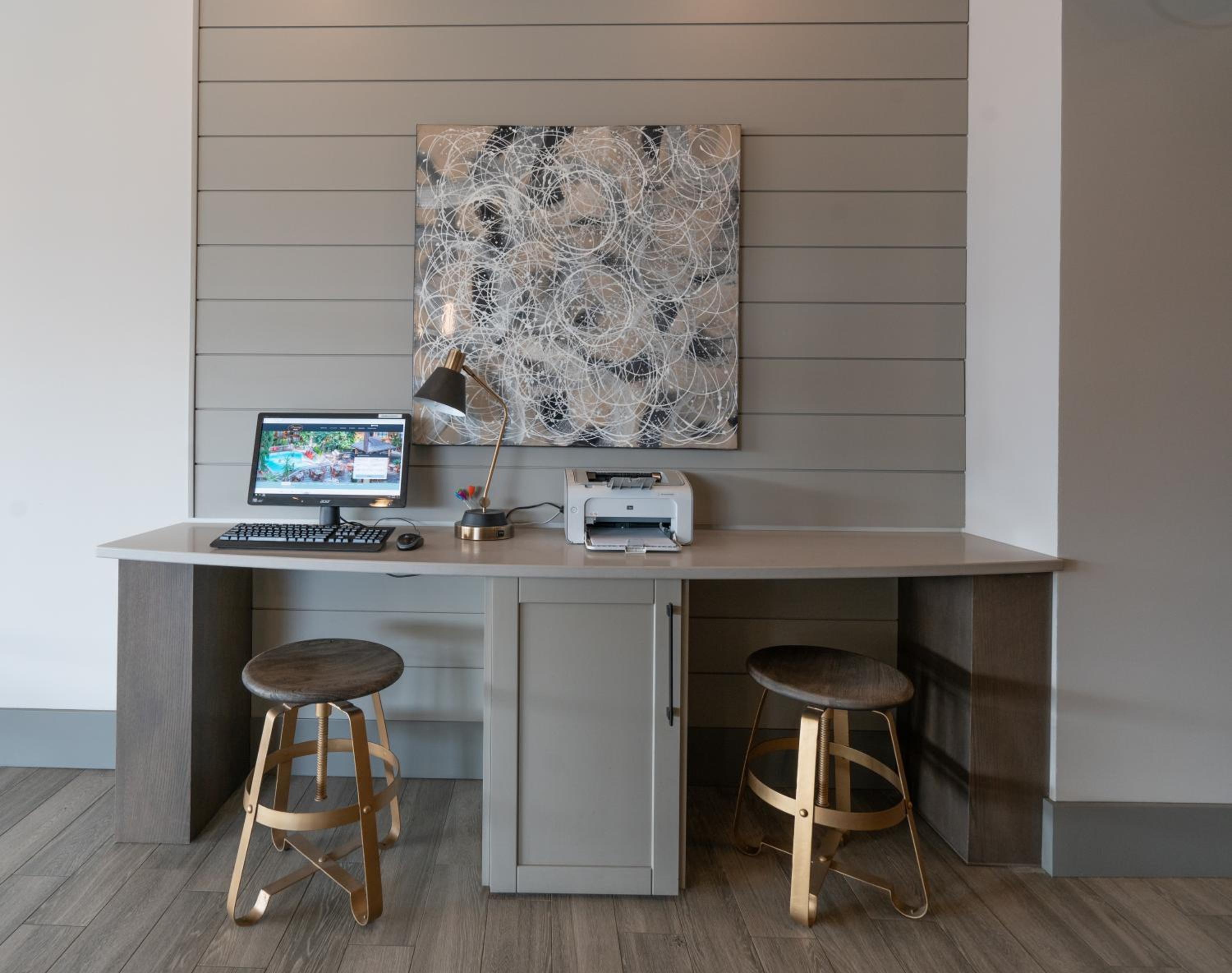 Vernon Vacations - Prestige Vernon Lodge - Property Image 33