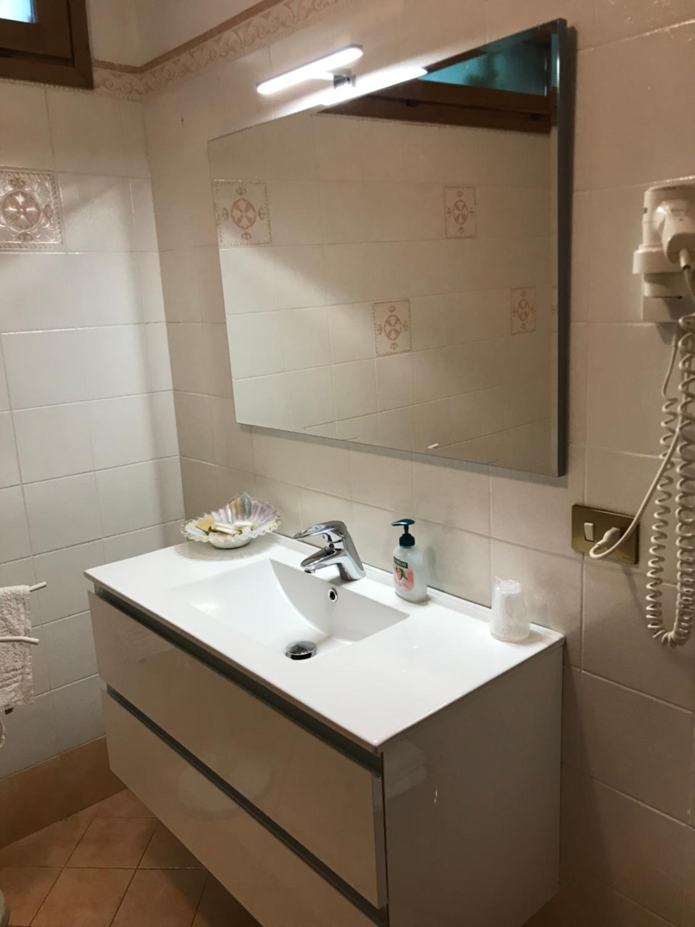 B&B VILLA ADRIANA Varese - camere e appartamenti