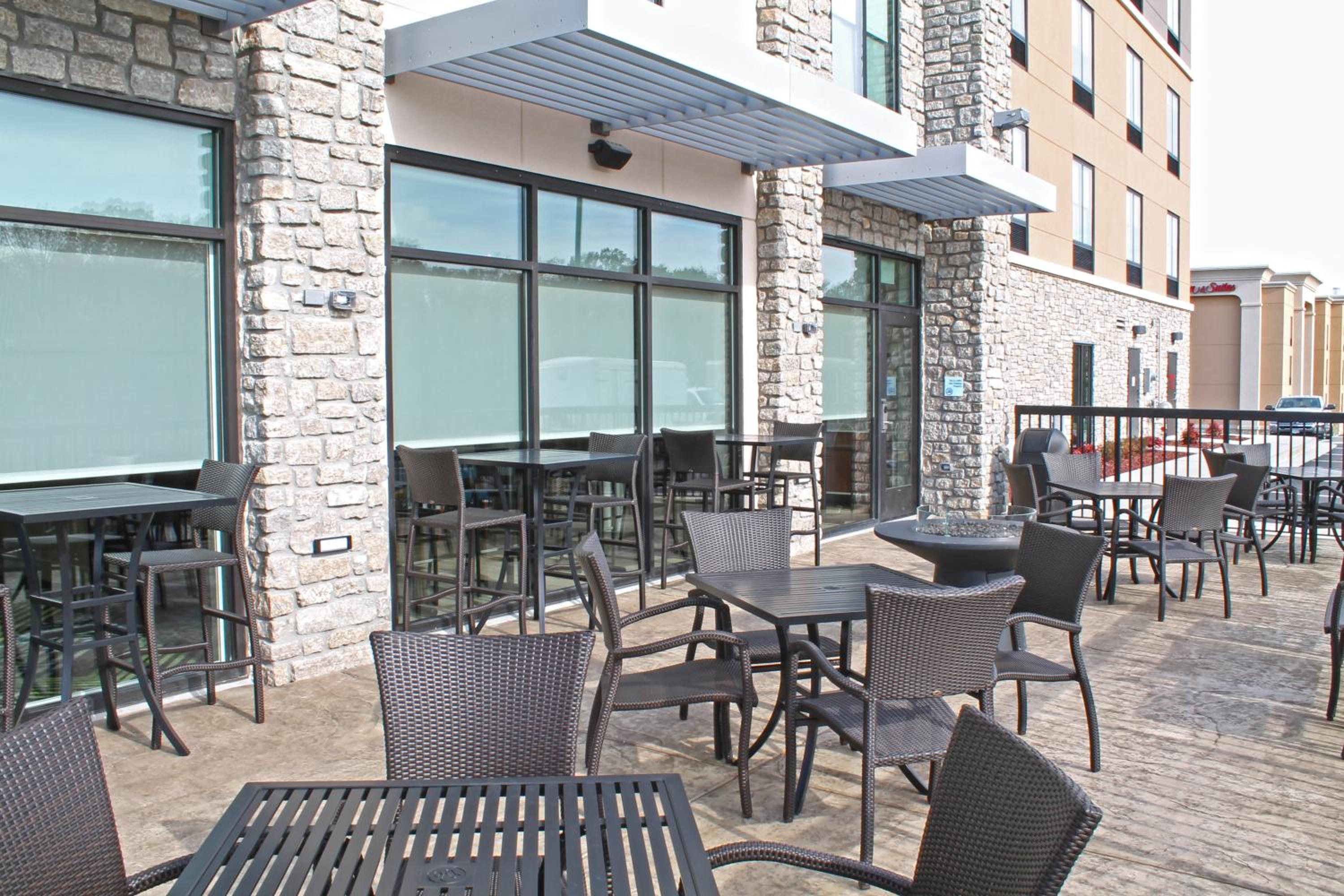 Holiday Inn Express Suites - St. Louis South - I-55, an IHG Hotel - Property Image 43