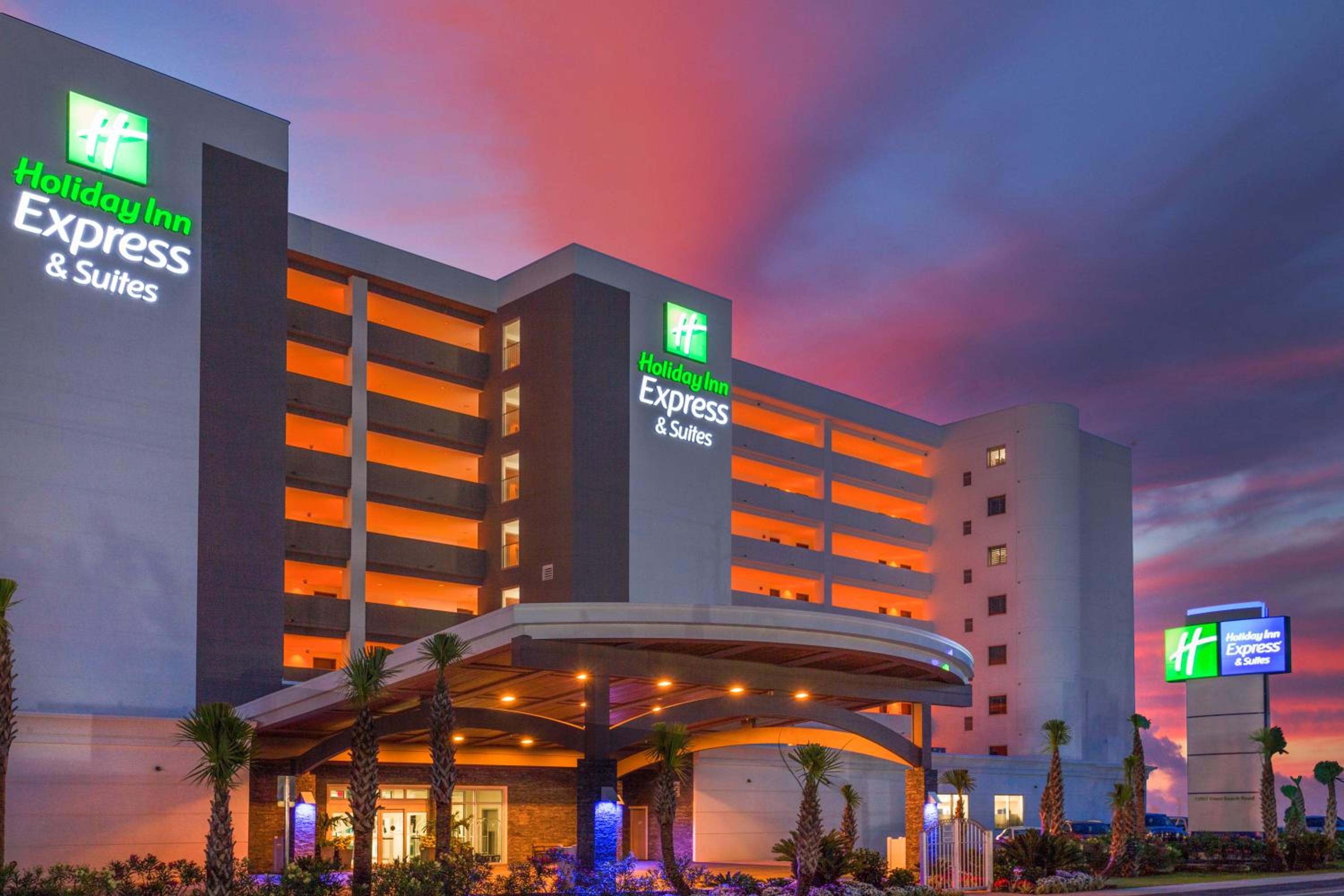 Hotel Holiday Inn Express & Suites Panama City Beach - Beachfront By Ihg