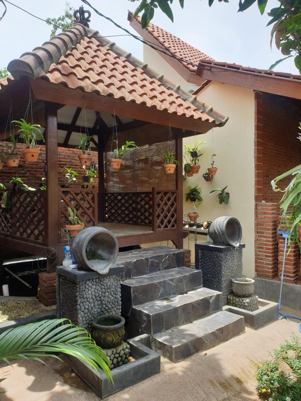 Nita's Homestay Banyuwangi view 4
