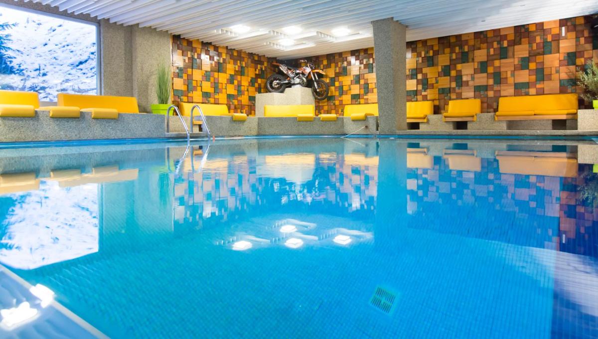 indoor pool