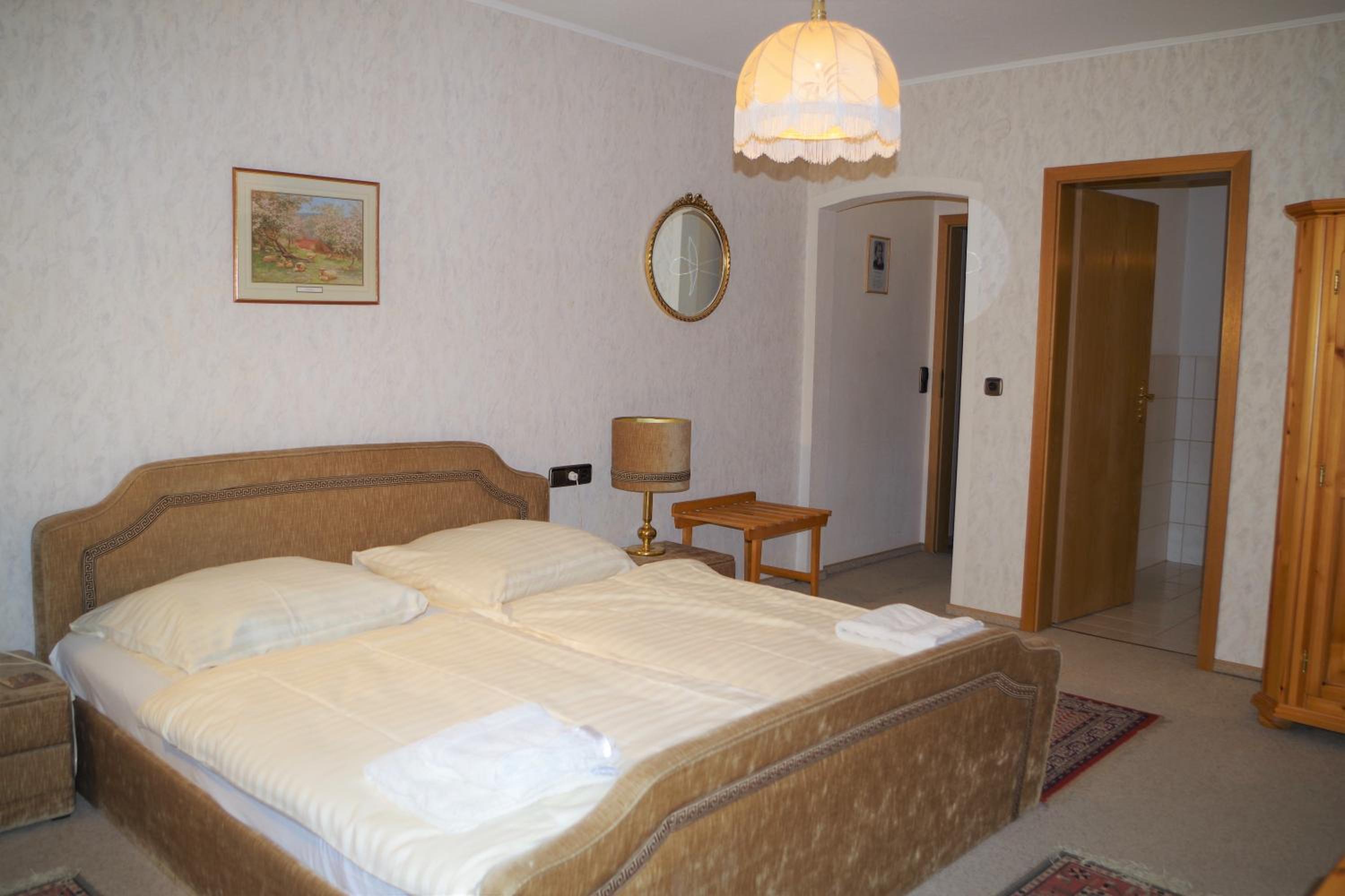 Haus Barnabas im Engel, Gasthaus Engel view 2