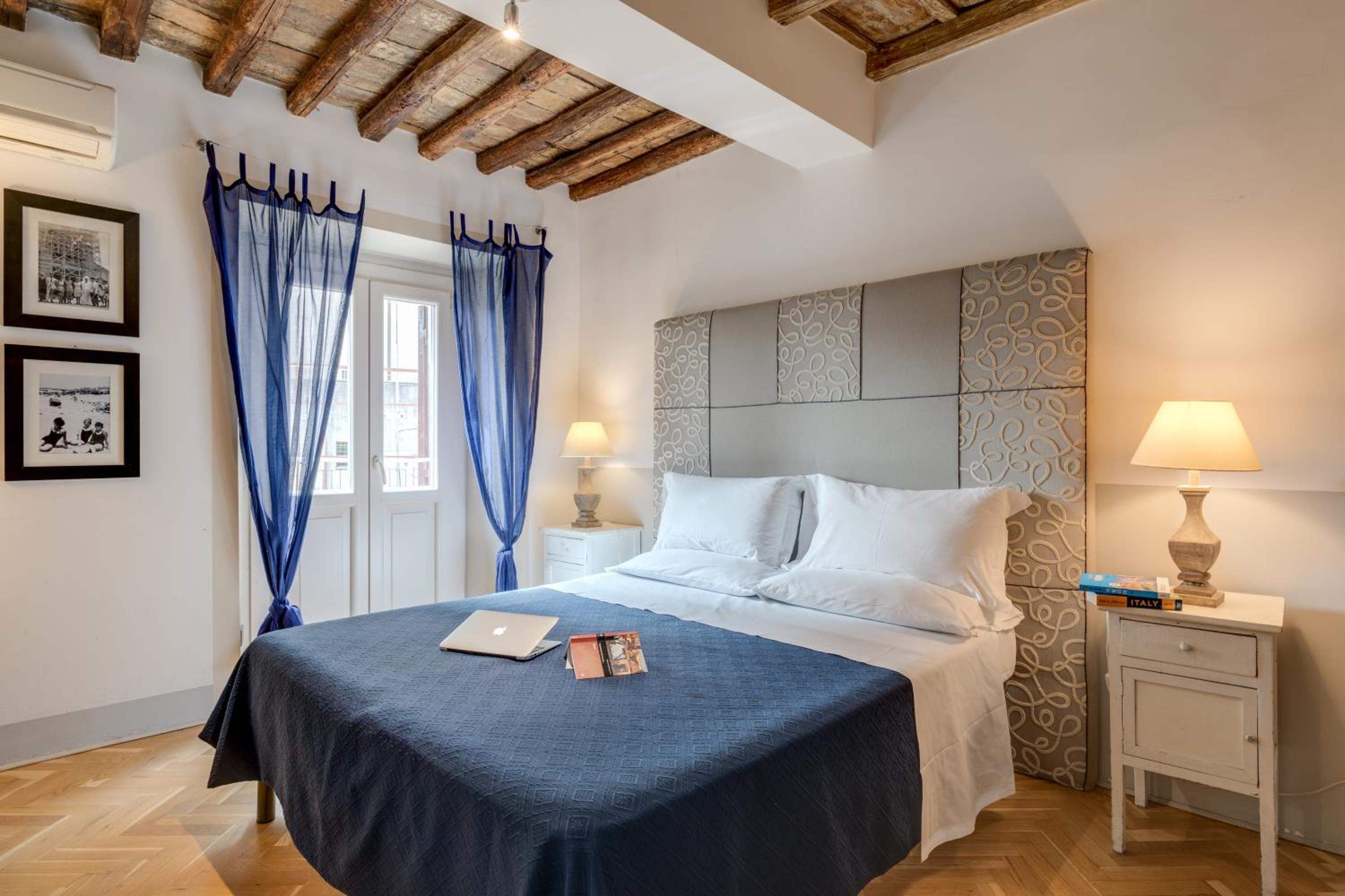 The Bluehostel