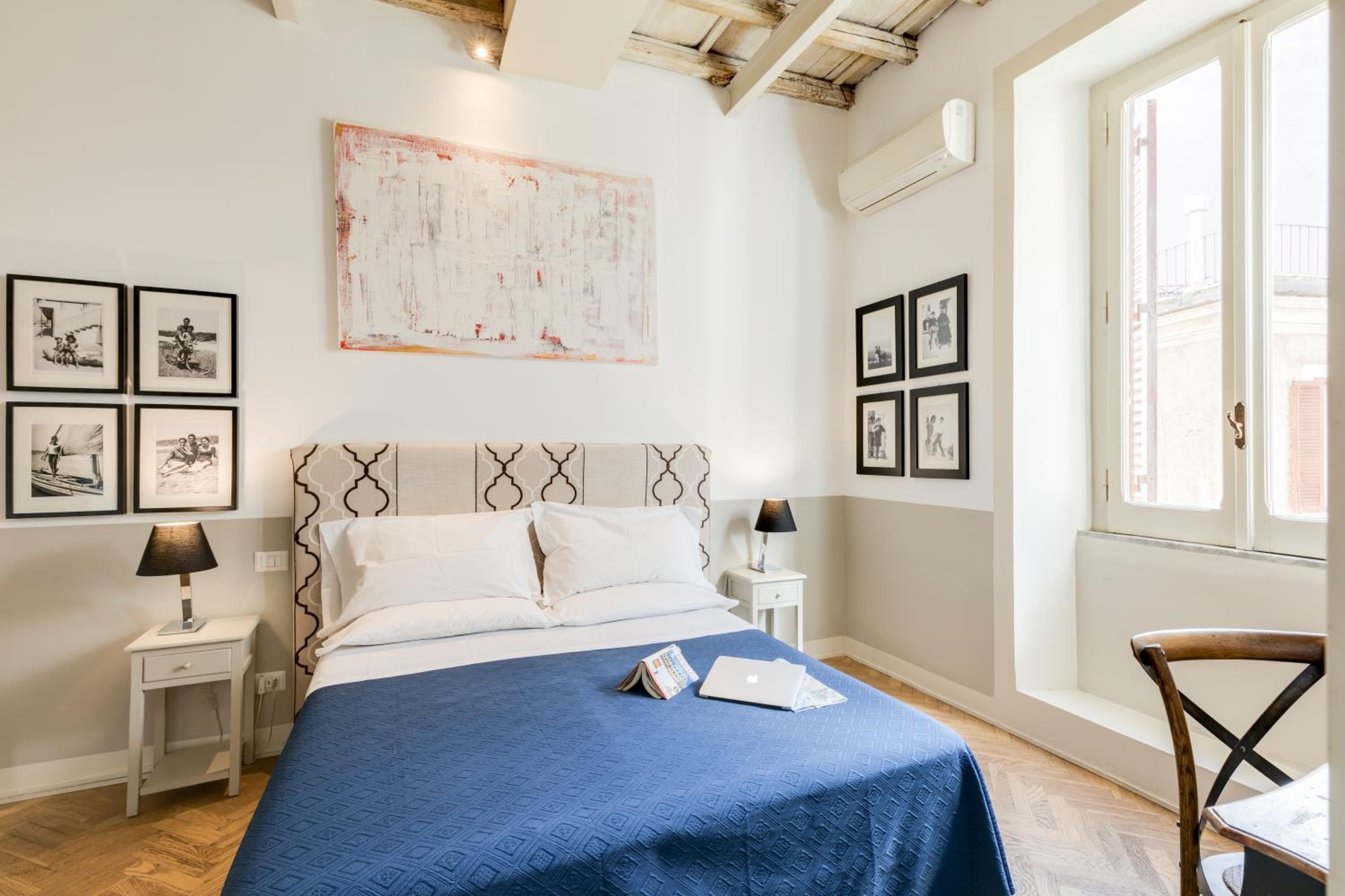The Bluehostel