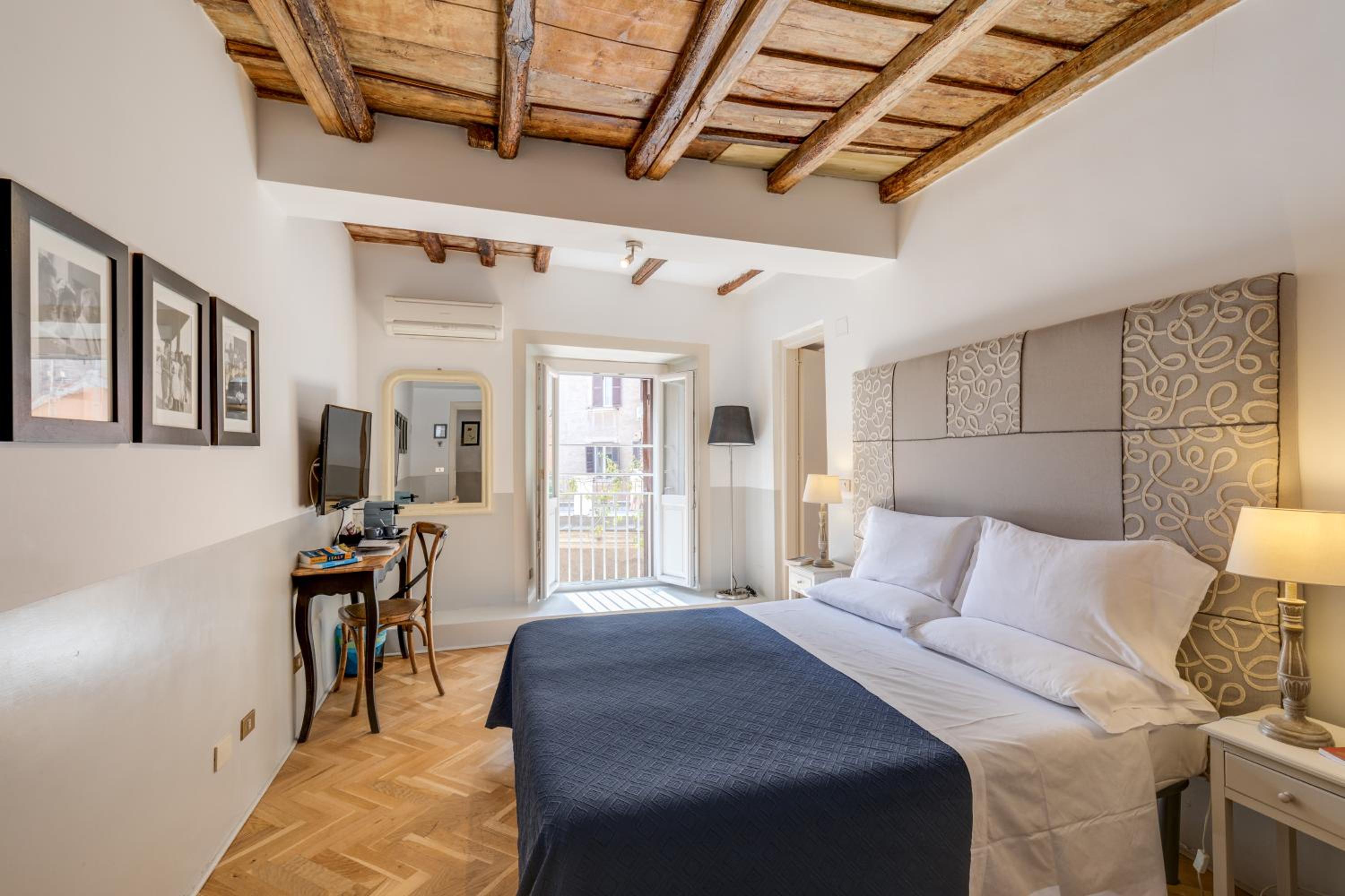 The Bluehostel
