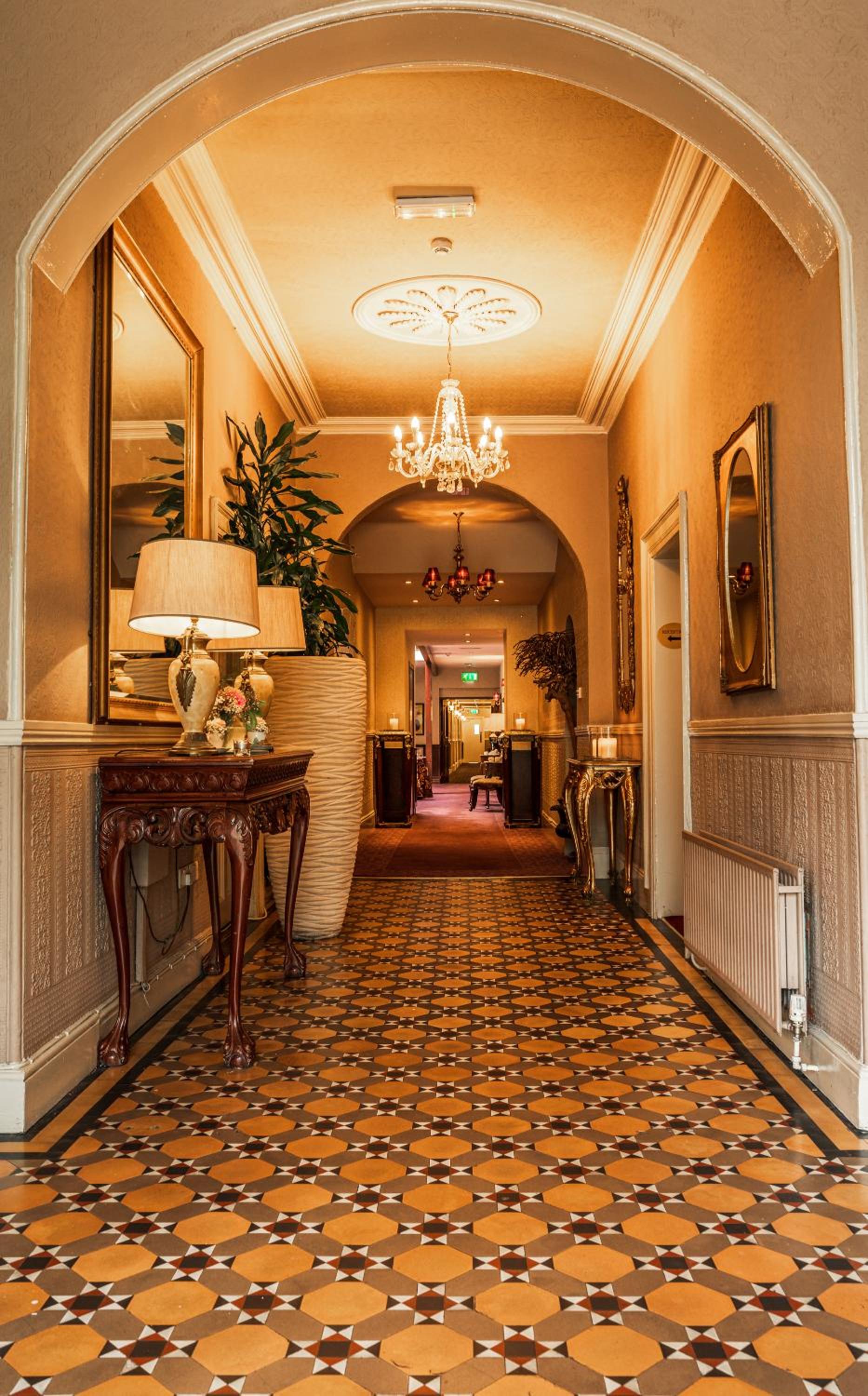 Summerhill House Hotel