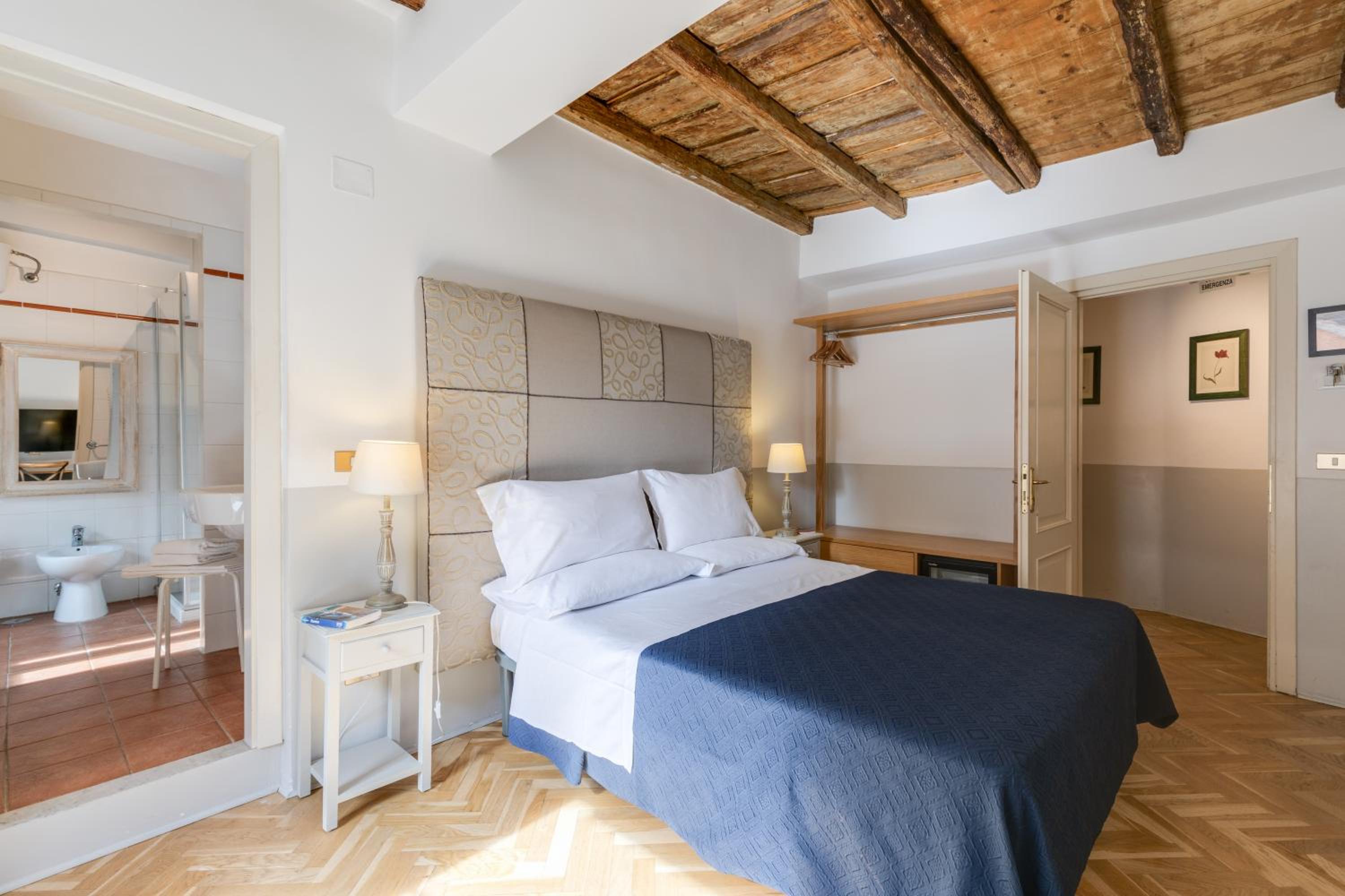 The Bluehostel