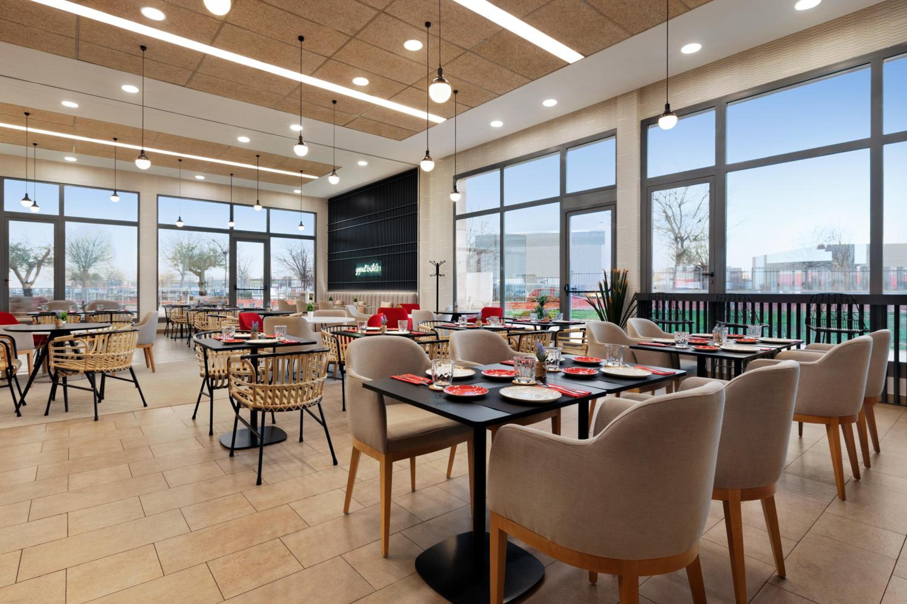 Getafe Vacations - Ramada by Wyndham Madrid Getafe - Property Image 1