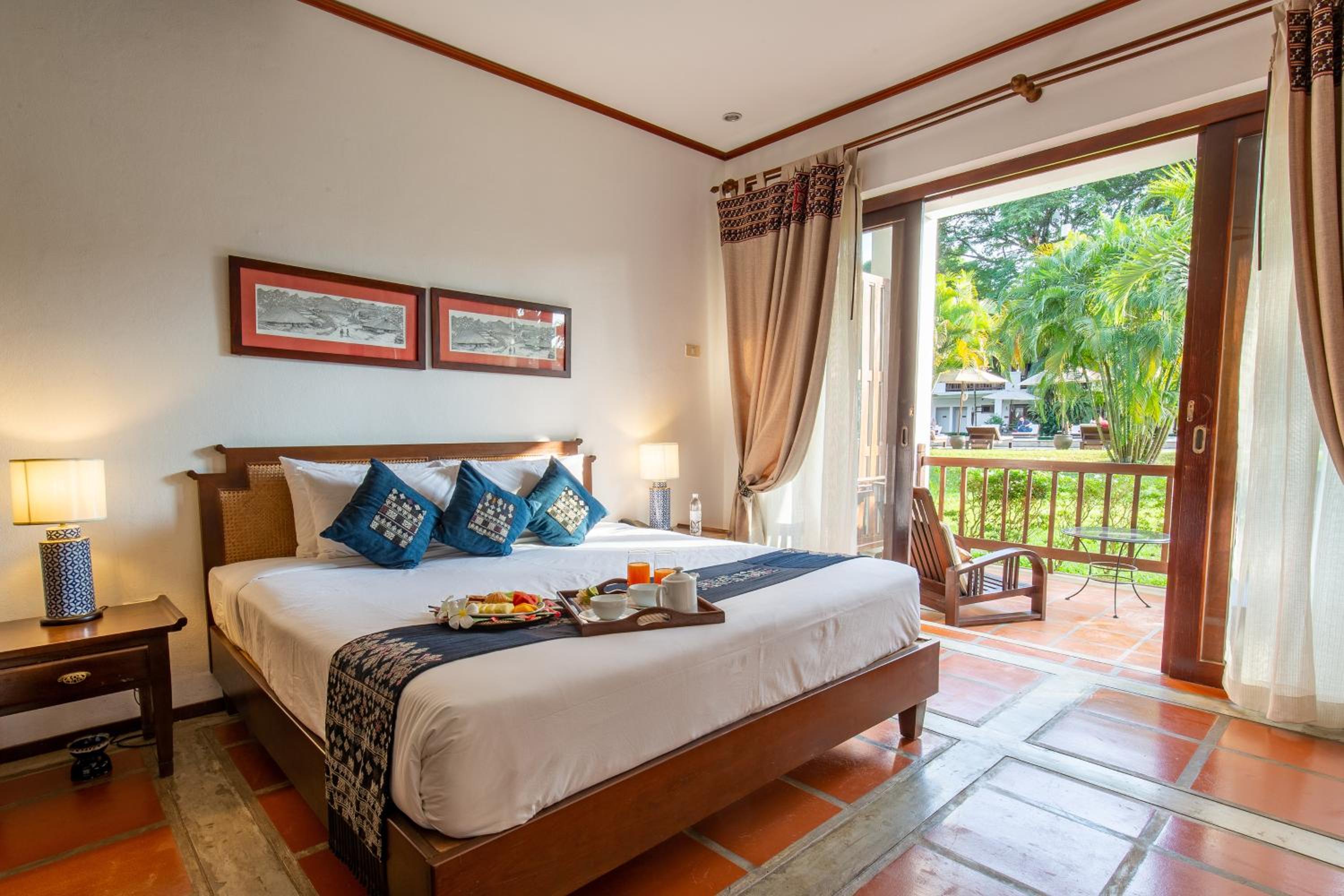 Riverside Boutique Resort, Vang Vieng — photo 54