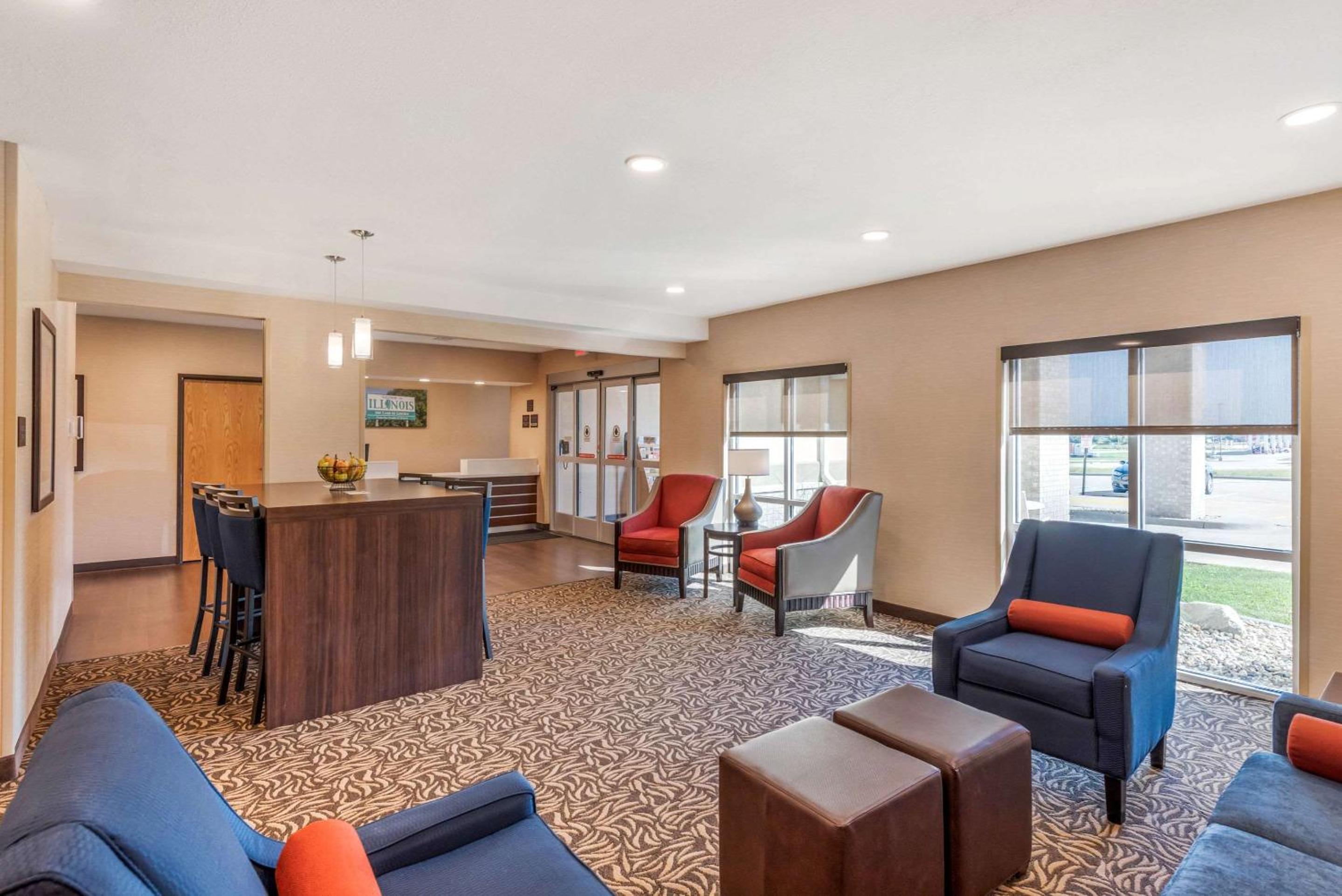 Comfort Inn & Suites near Route 66, Zdjęcie 9