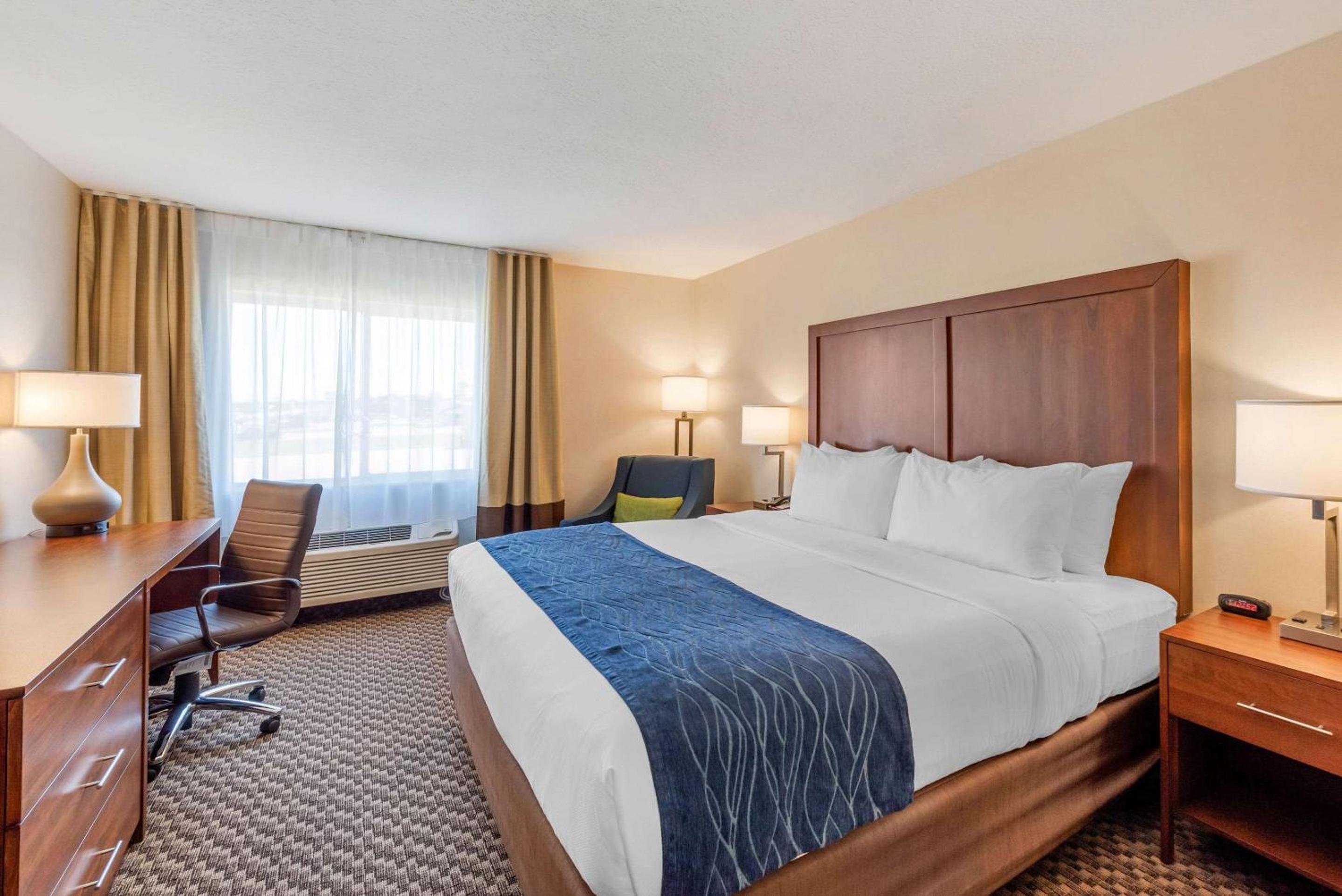 Comfort Inn & Suites near Route 66, Zdjęcie 13