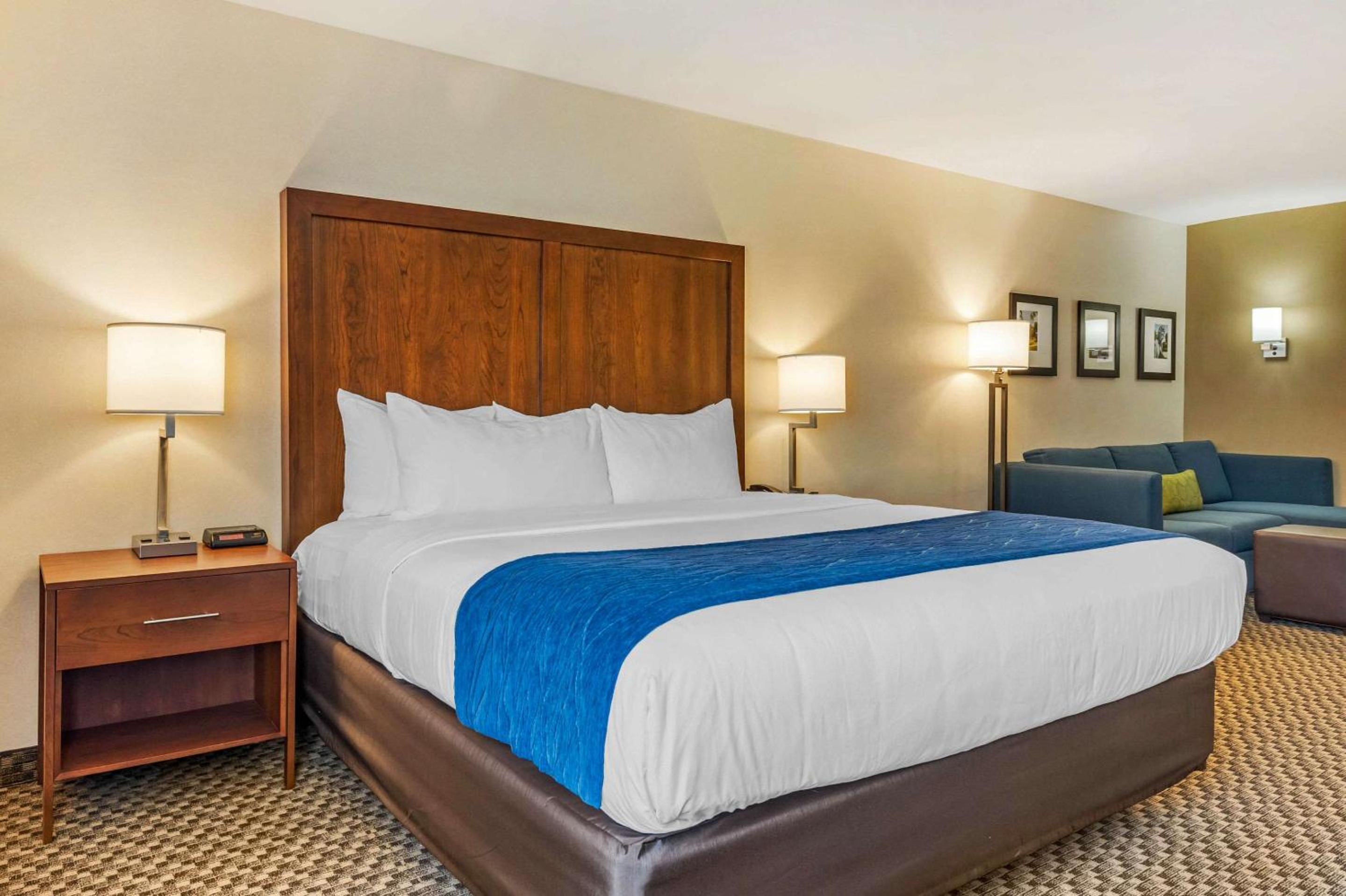 Comfort Inn & Suites near Route 66, Zdjęcie 44