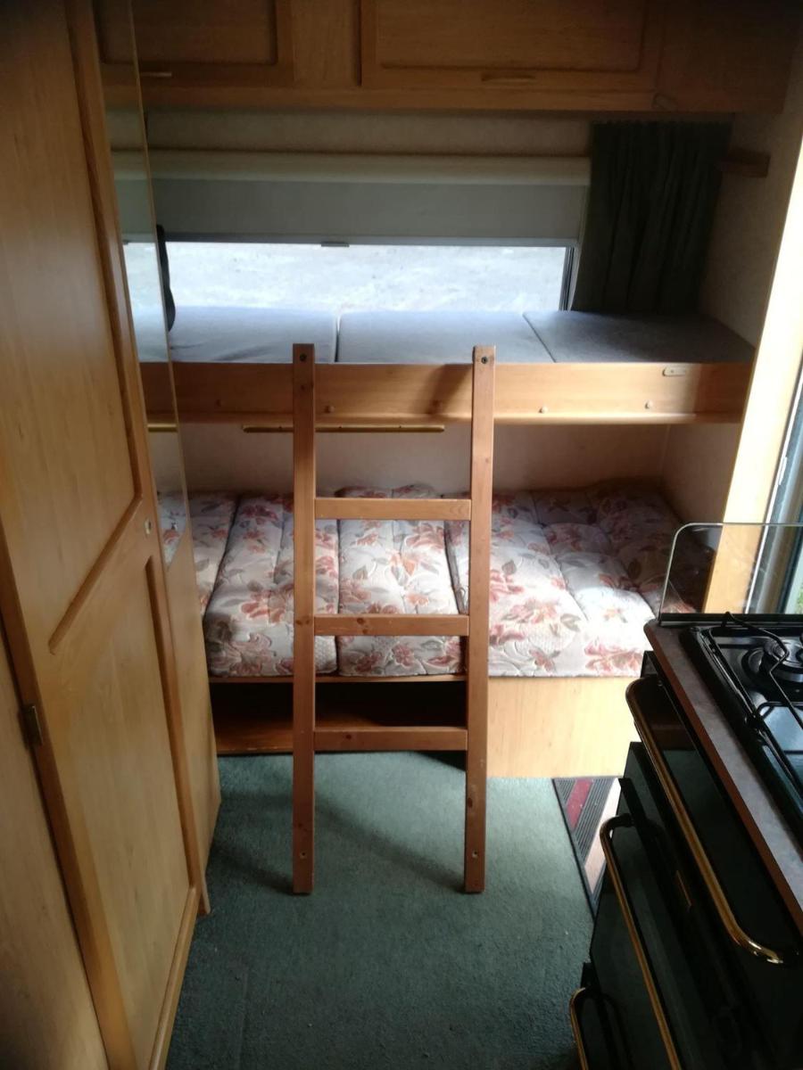 Photo 33