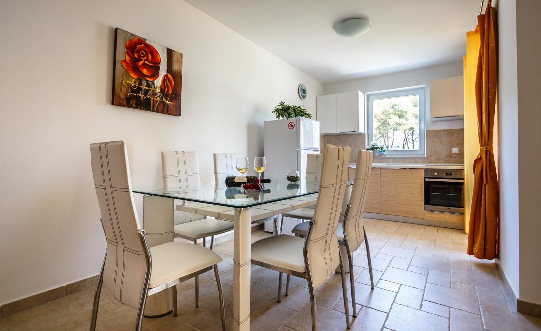 Mare & Mons Seafront Apartments