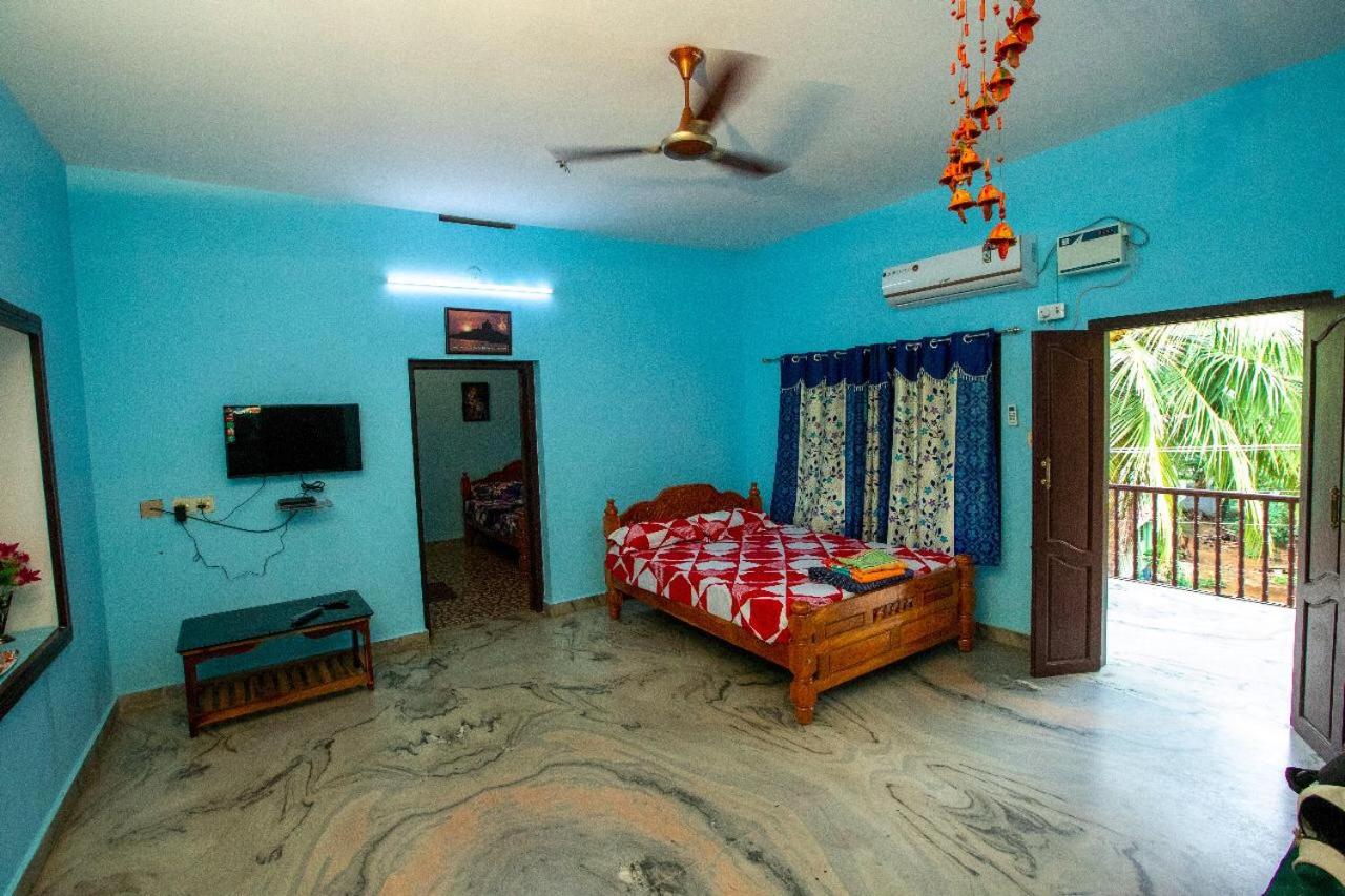 Phoenix Holiday Home