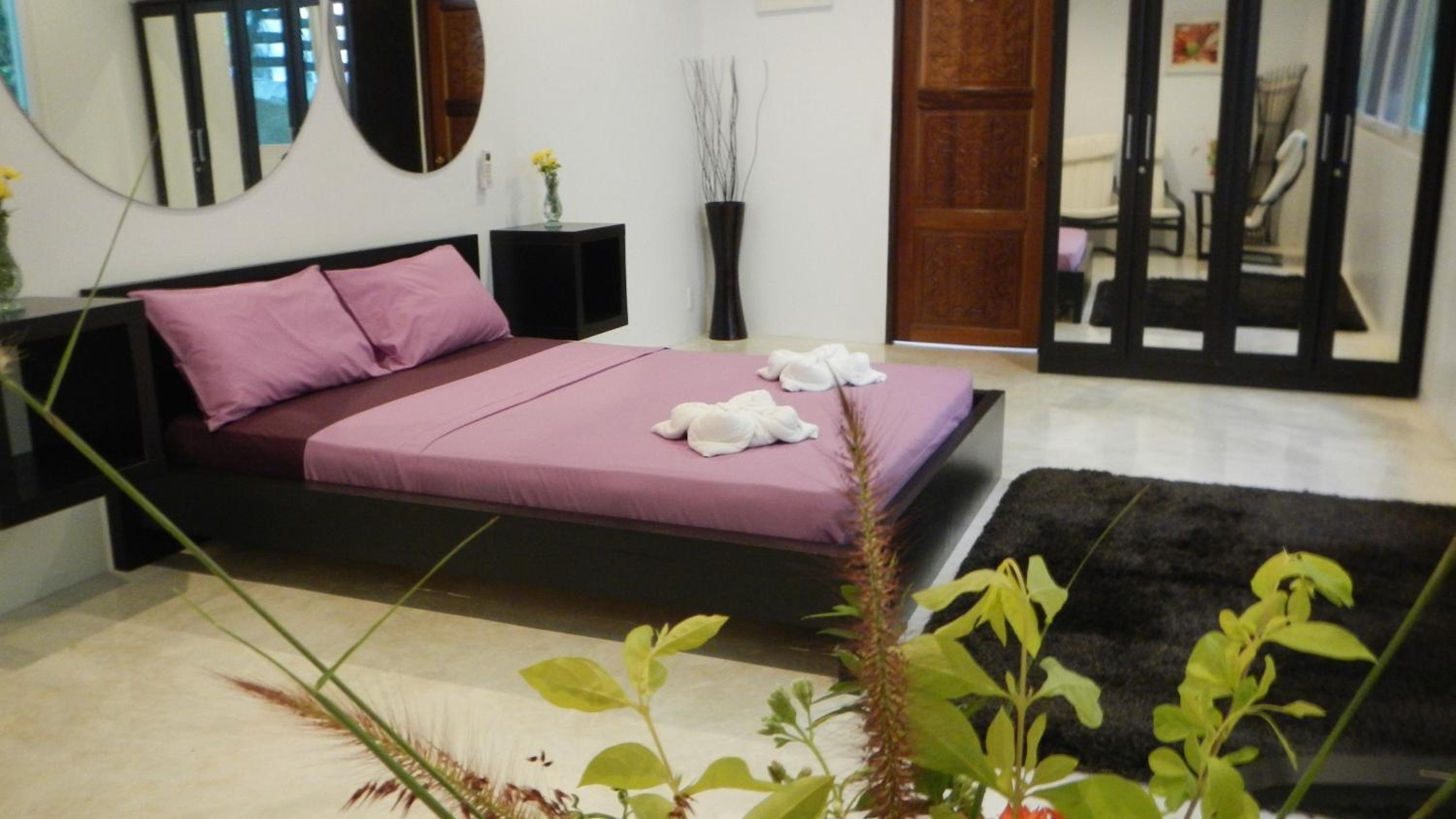 Monkey Flower Villas