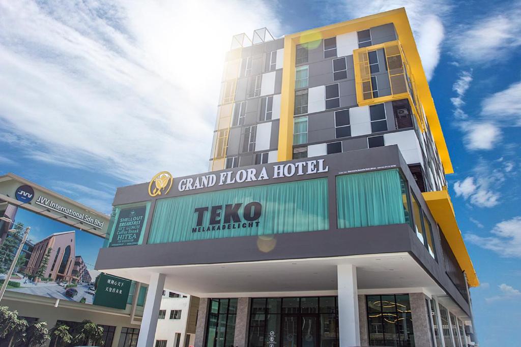 Grand Flora Hotel photo 4