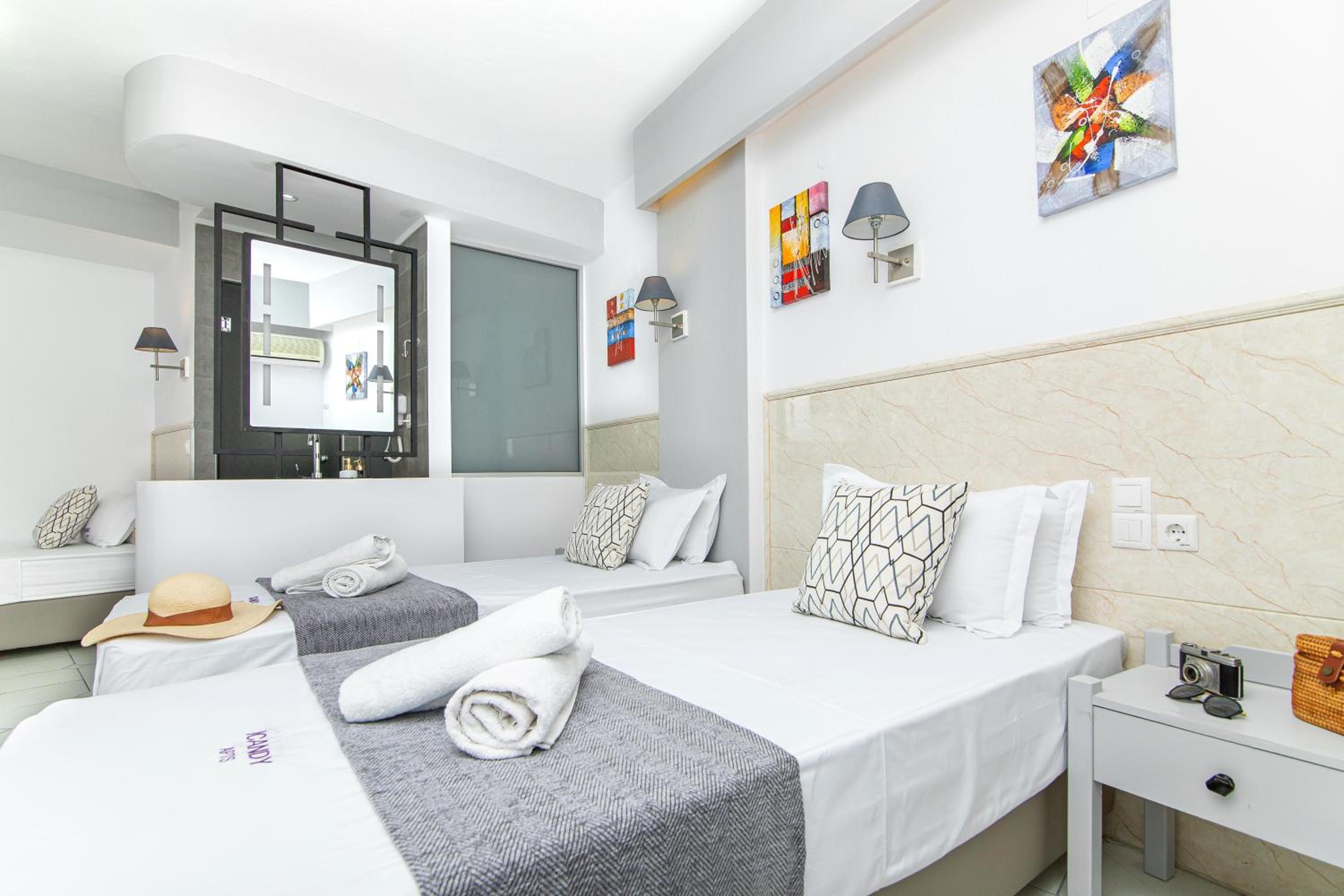 Malia Vacations - ICandy Sol - Property Image 1