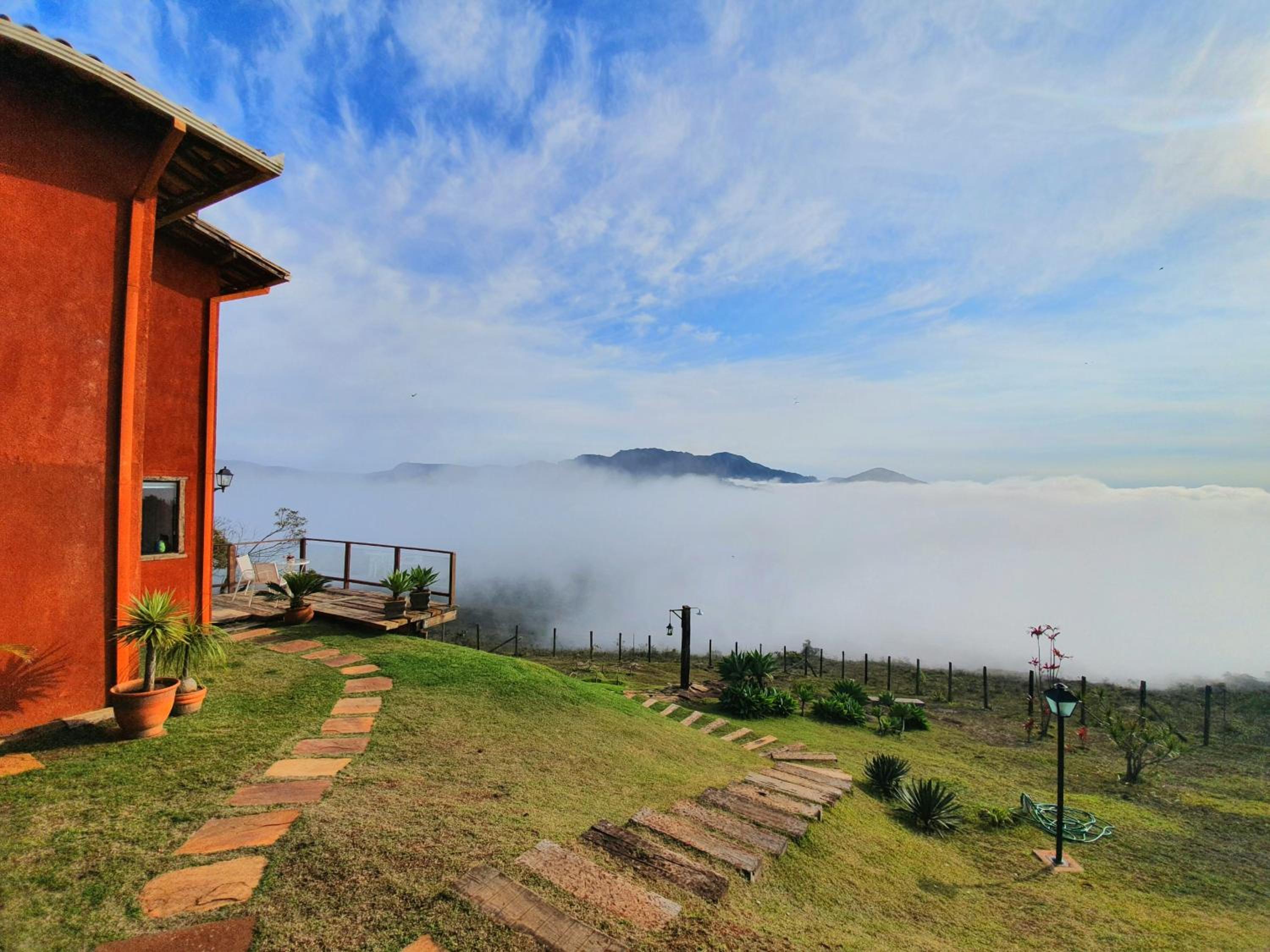 Hotel Mar De Montanhas - Image 1