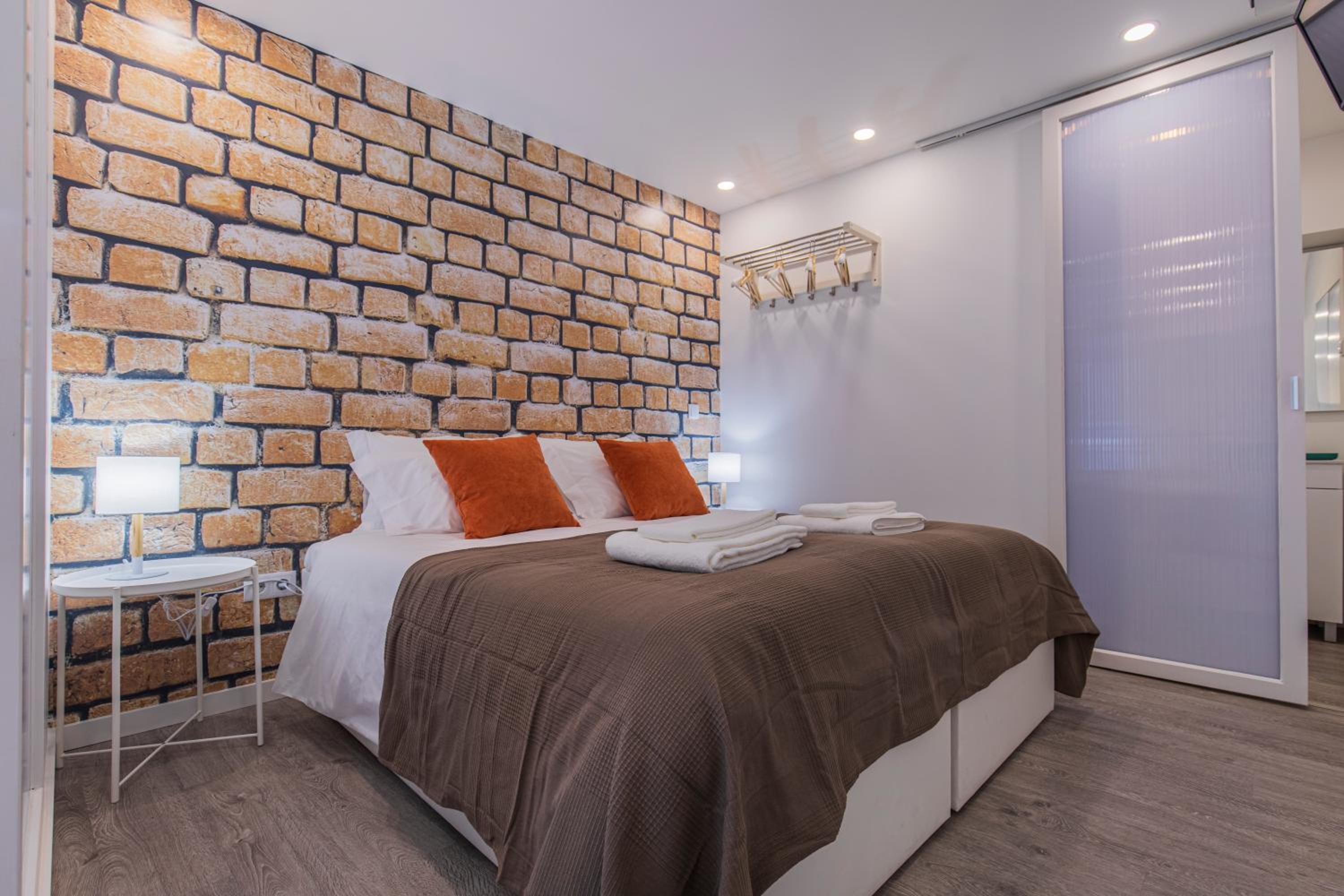 Studio in Alfama by Lucky Surface view 5