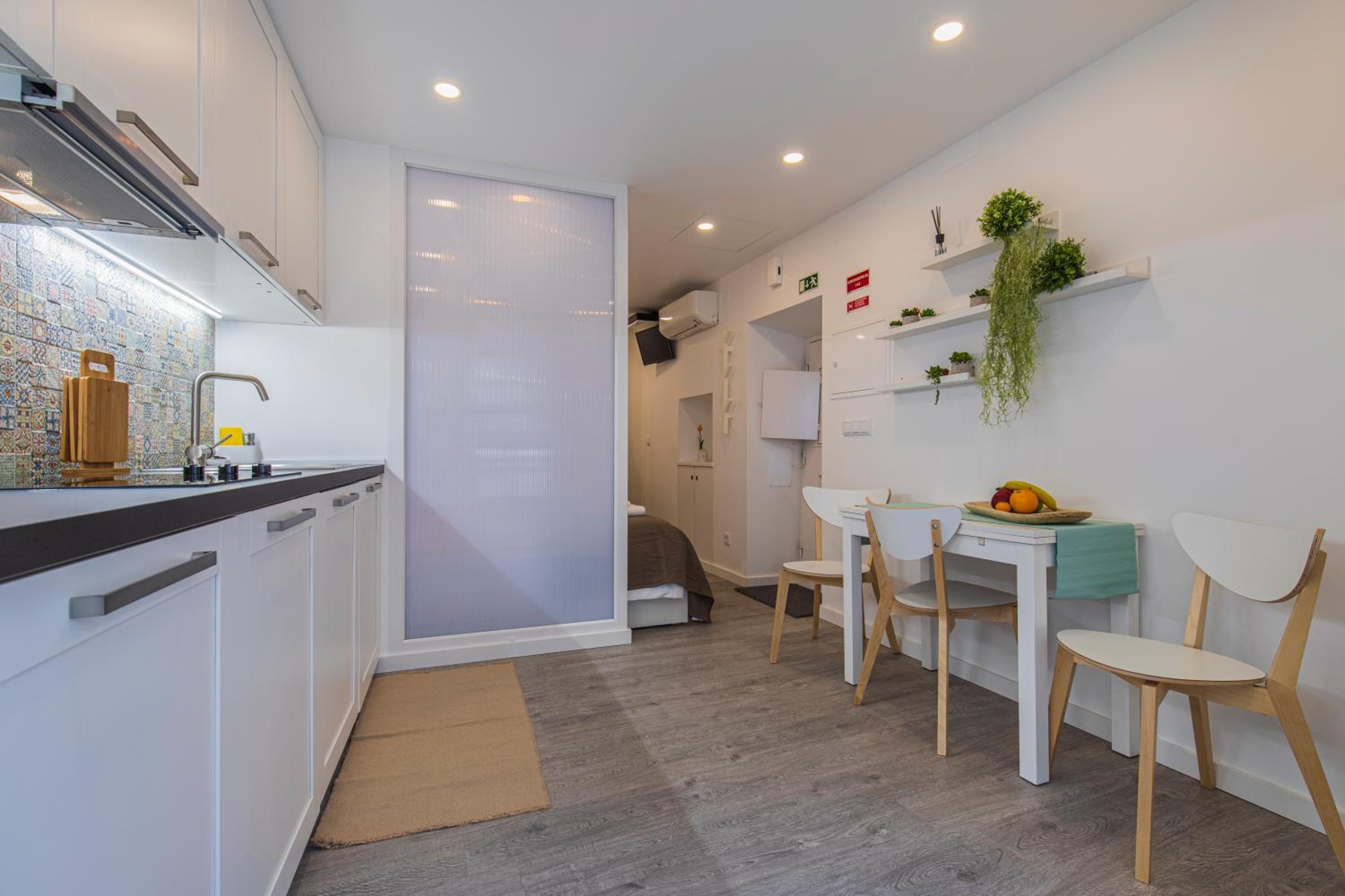 Studio in Alfama by Lucky Surface view 3