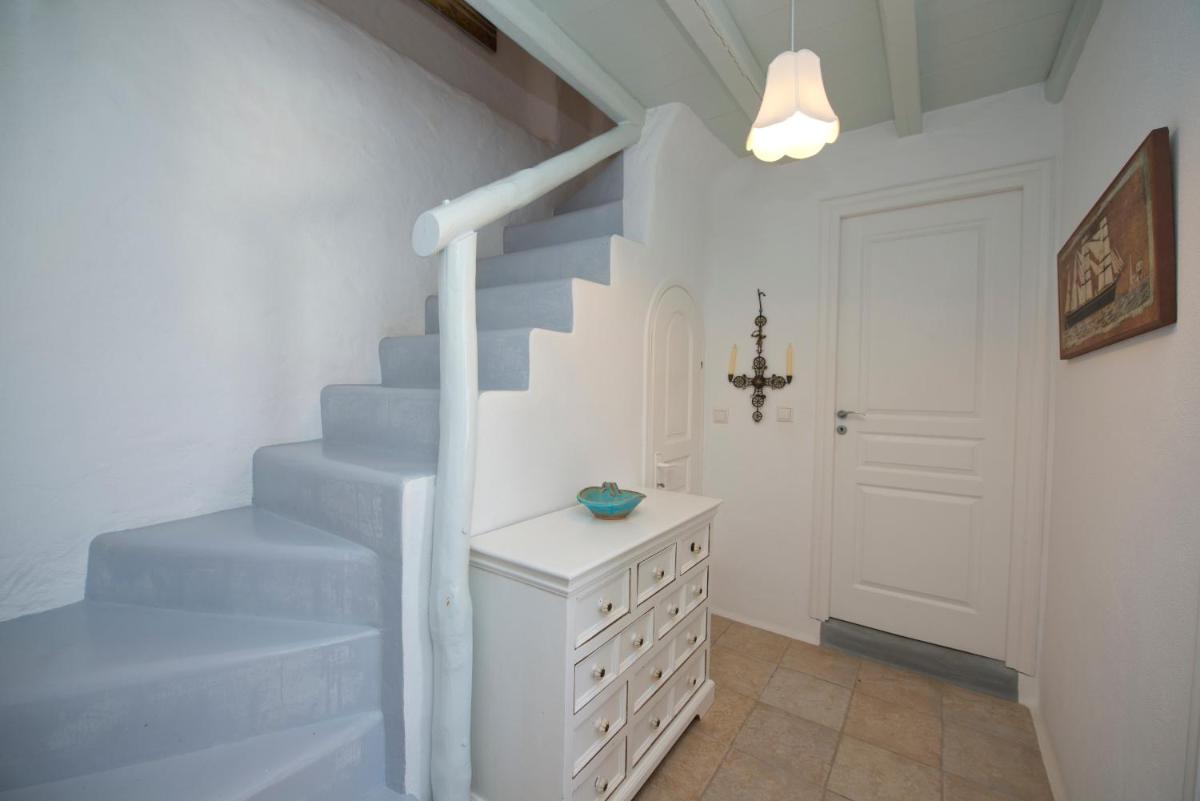 Villa Altera Pars of Mykonos view 3