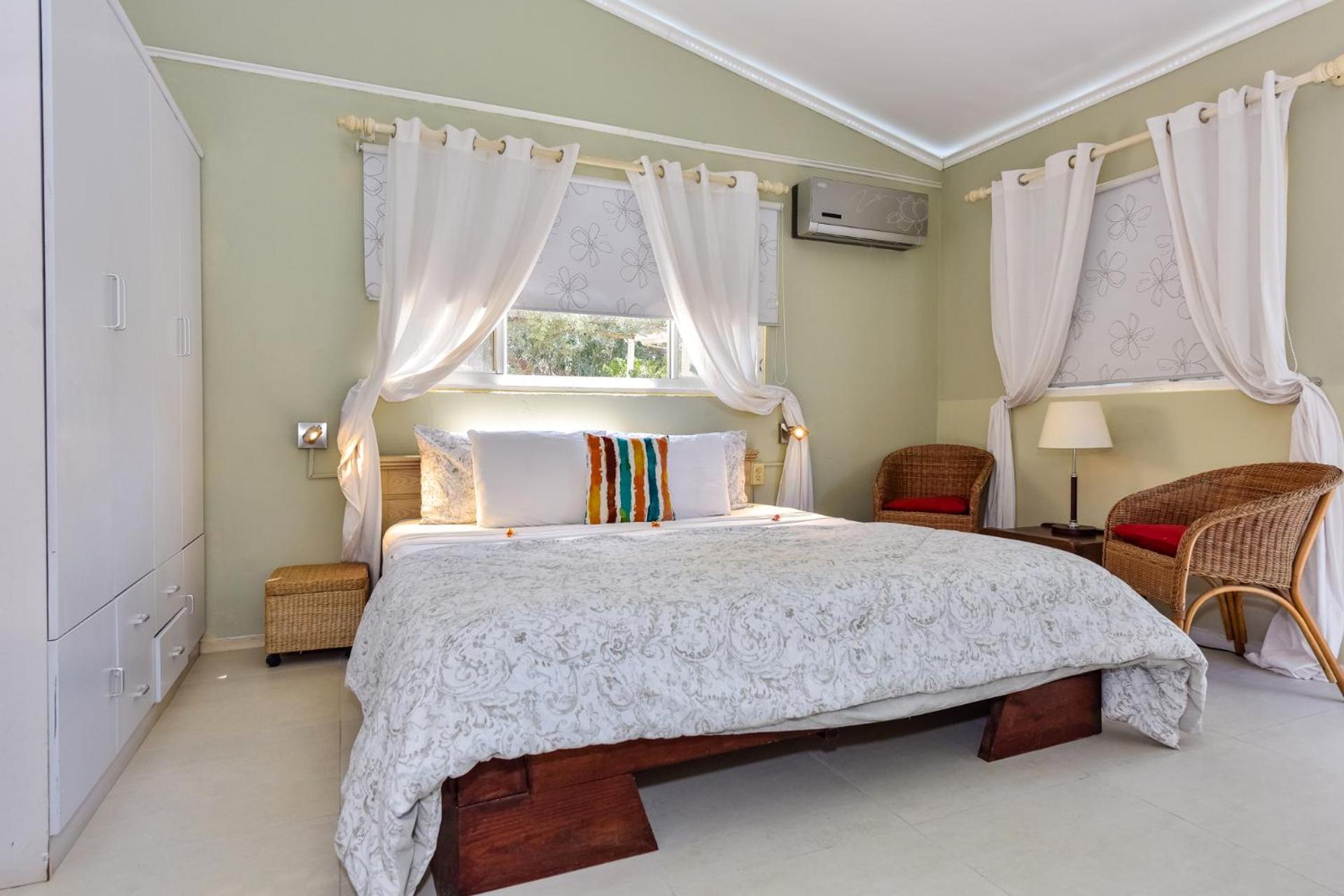 Sunflower Villa Studios