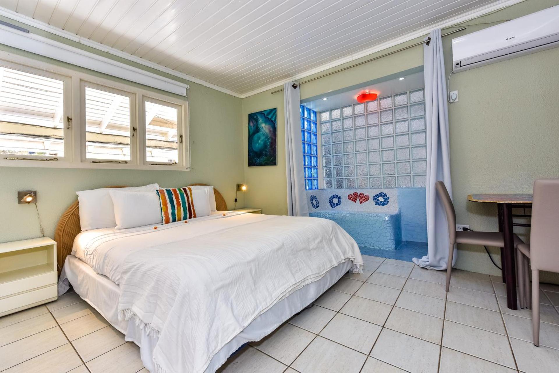 Sunflower Villa Studios