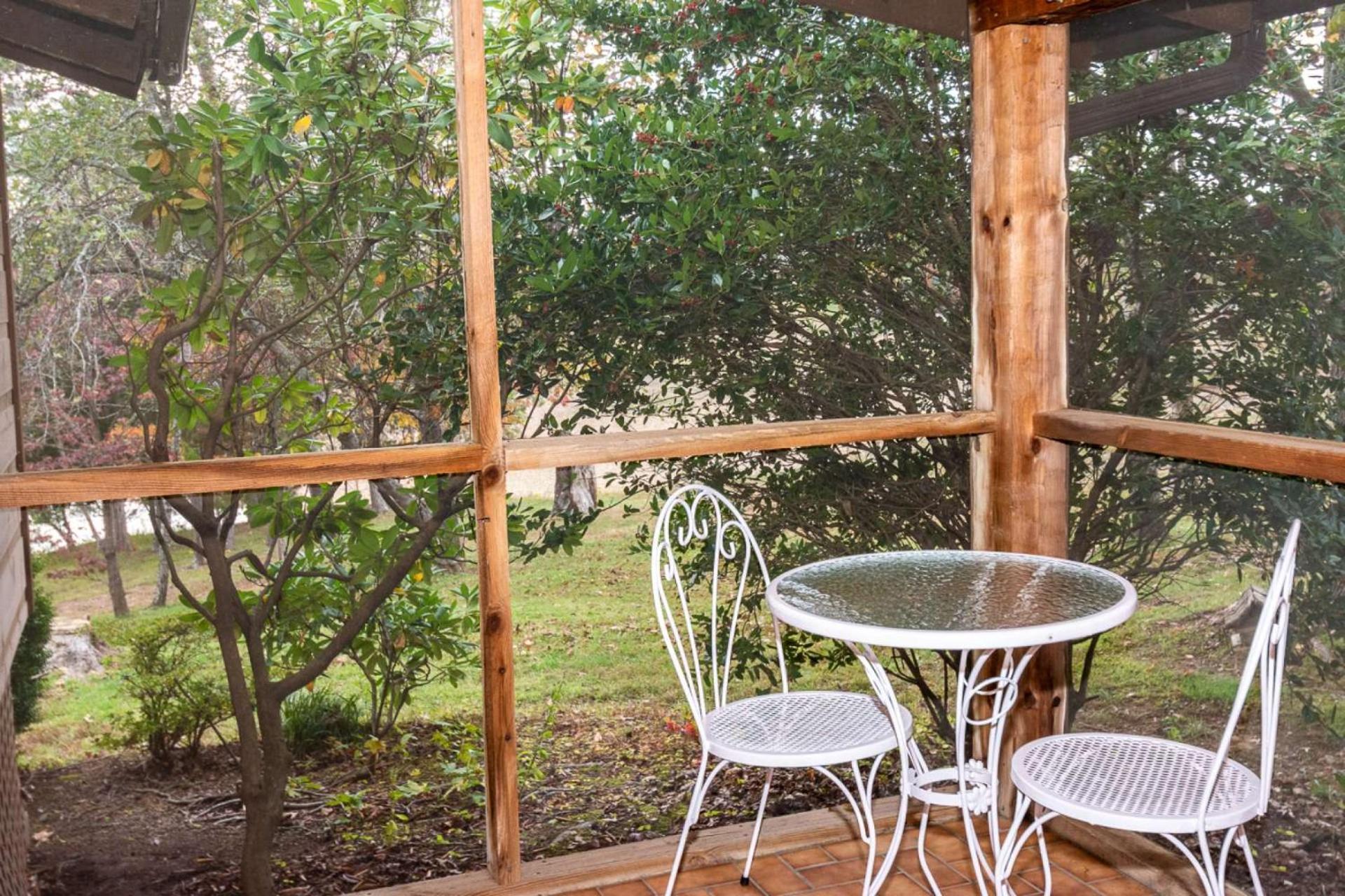 Ruby's Lake House view 4