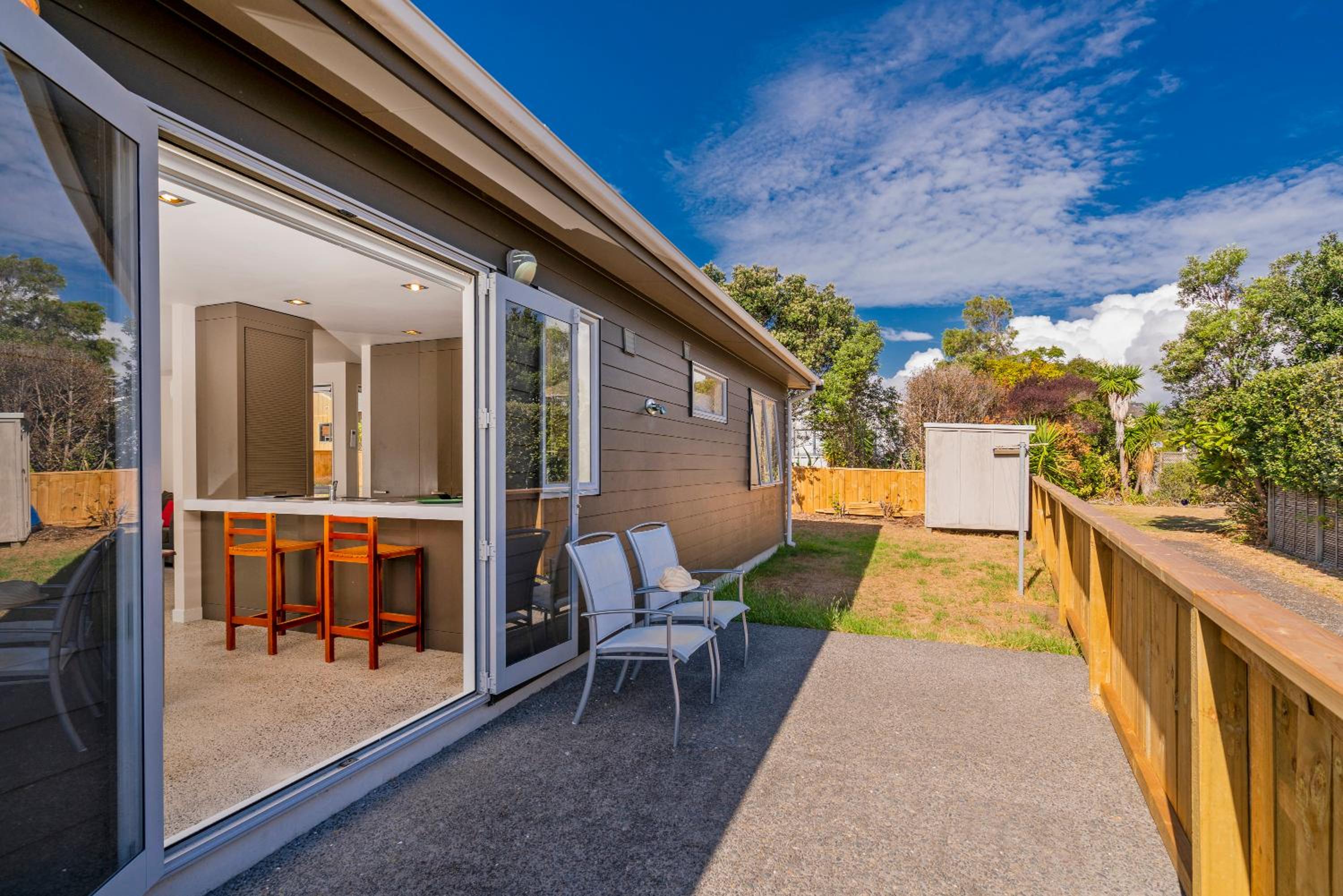 Titoki Magic - Matarangi Holiday Home view 2