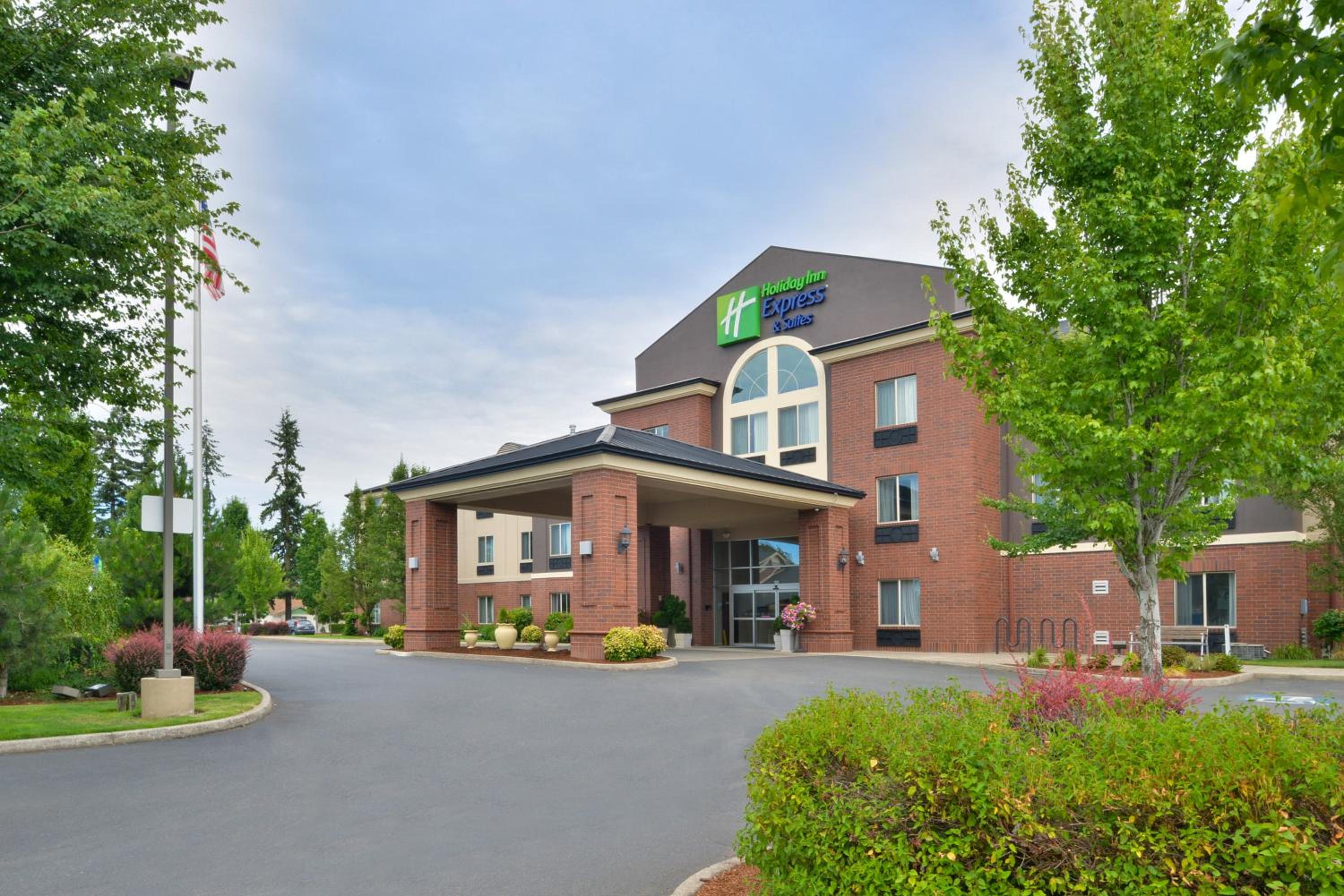 Albany Vacations - Holiday Inn Express Hotel  Suites Albany, an IHG Hotel - Property Image 34