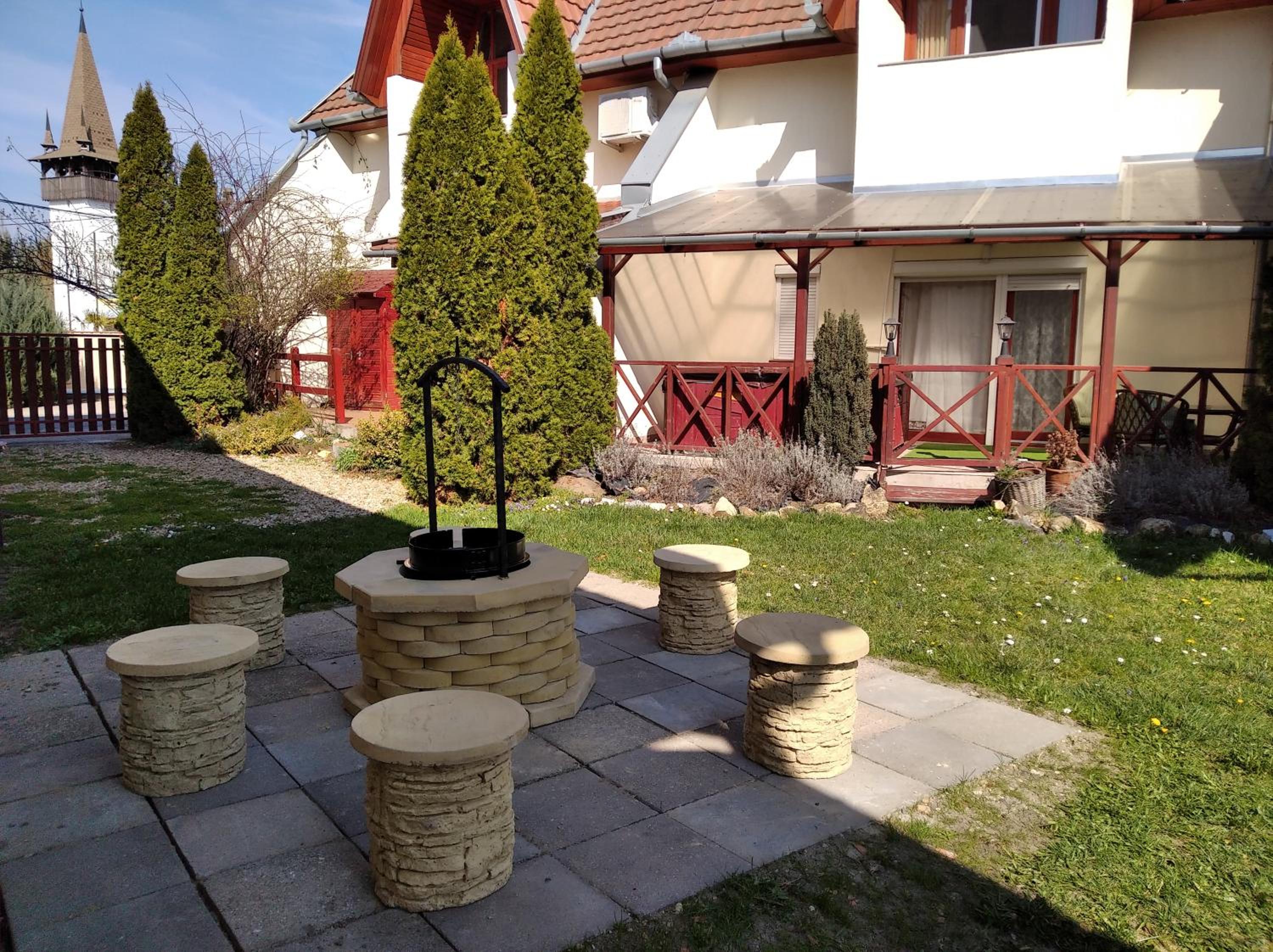 Hellasz Apartman view 2