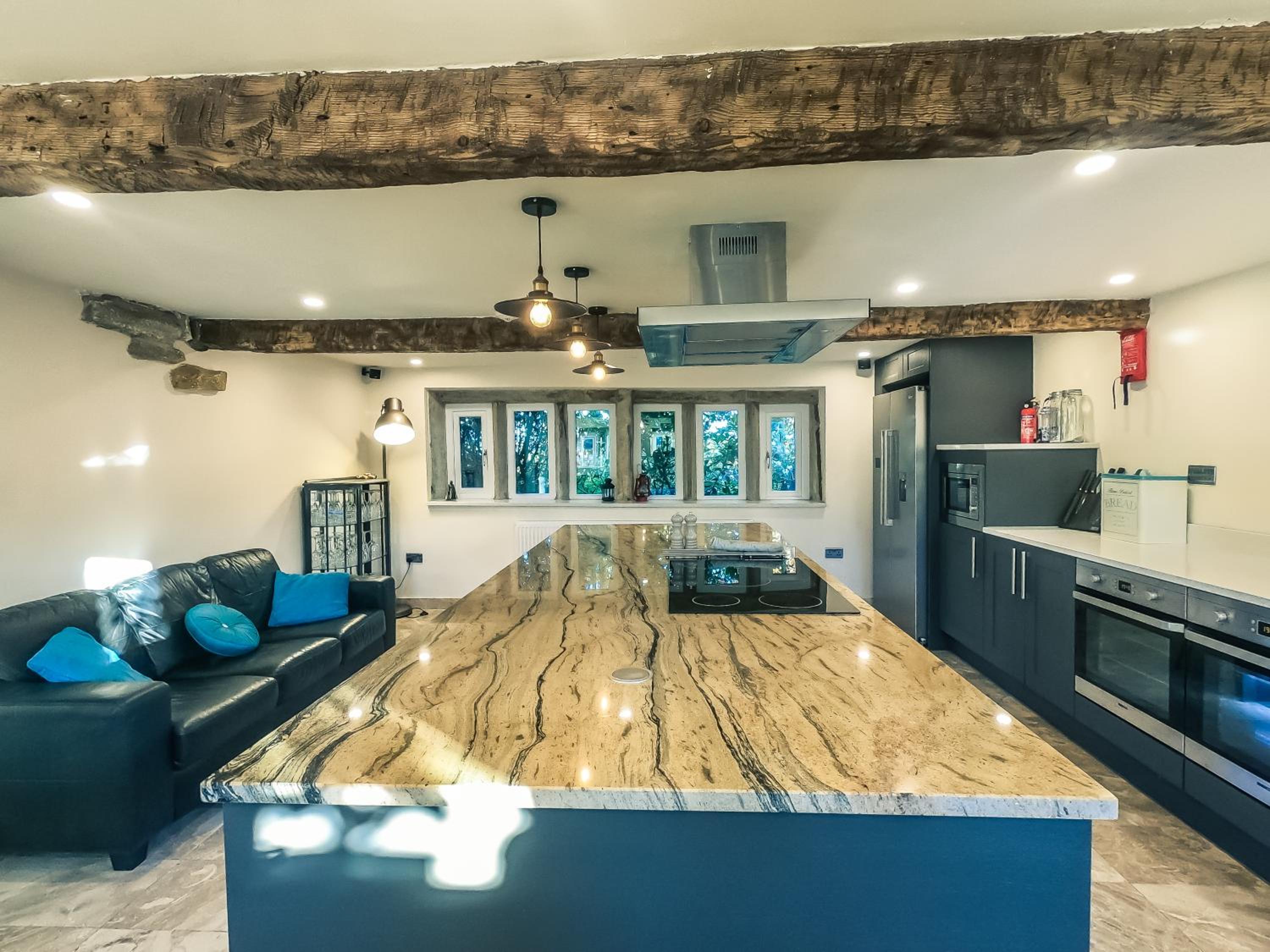 Luxury traditional stone farmhouse in Saddleworth view 2
